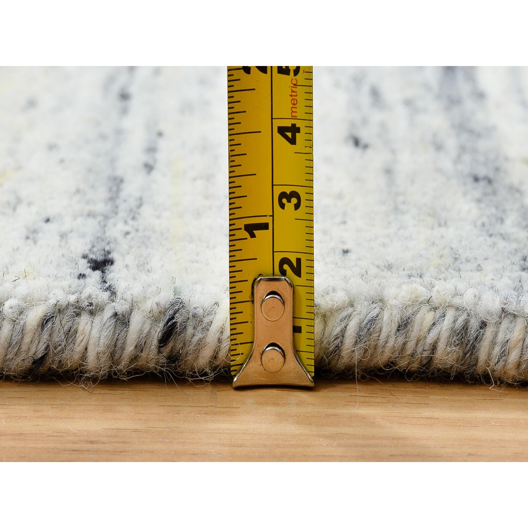 Modern-and-Contemporary-Hand-Loomed-Rug-323865