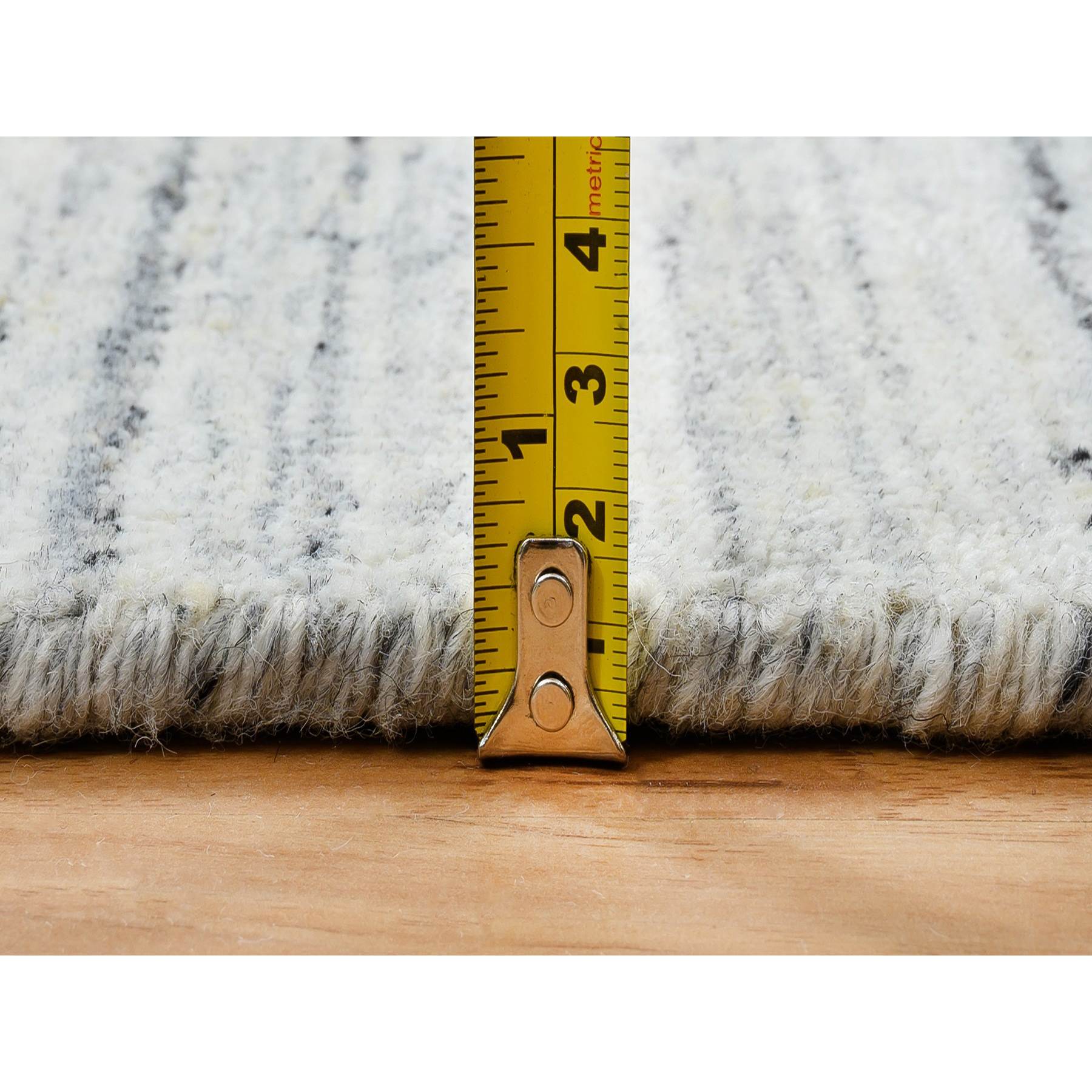 Modern-and-Contemporary-Hand-Loomed-Rug-323895