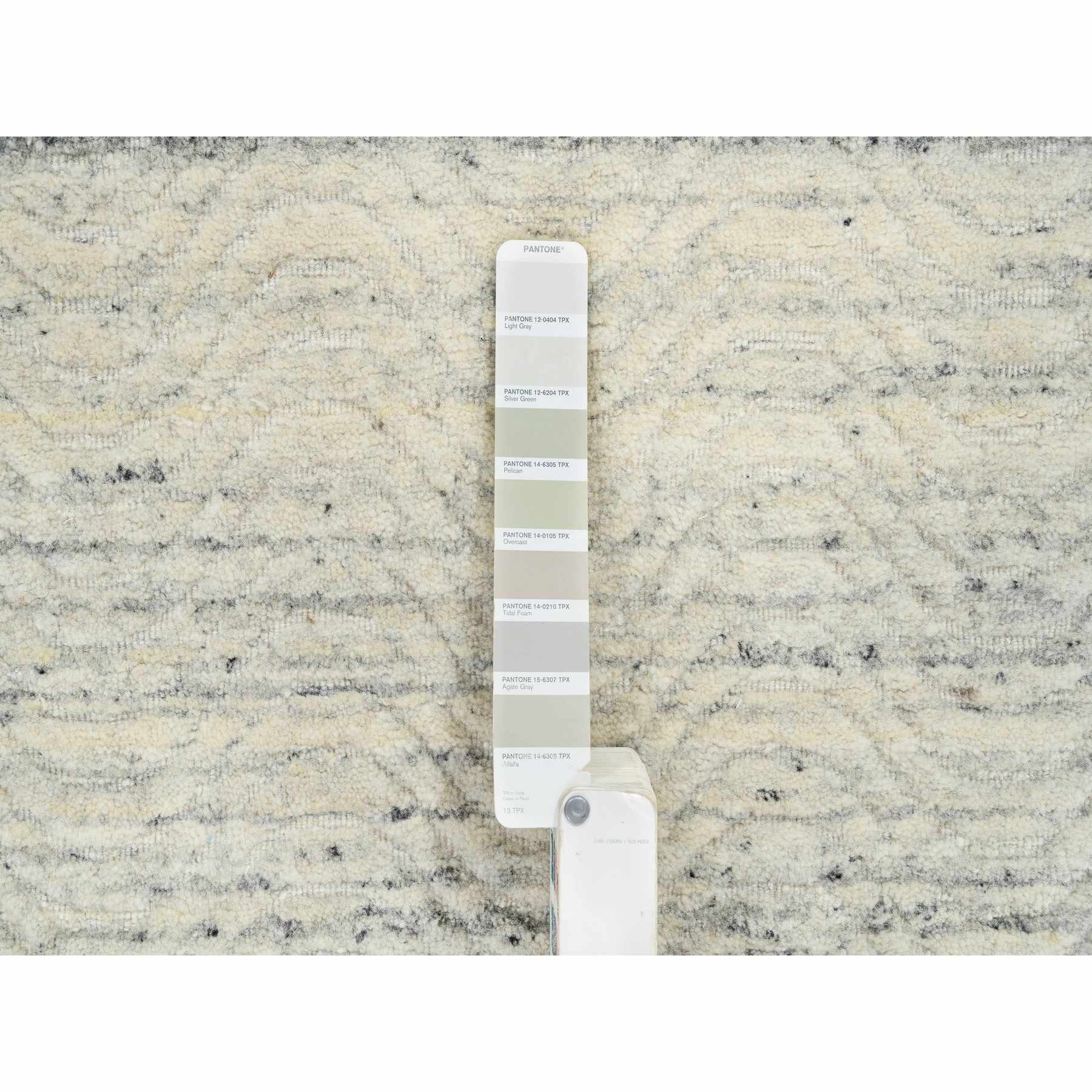 Modern-and-Contemporary-Hand-Loomed-Rug-324190
