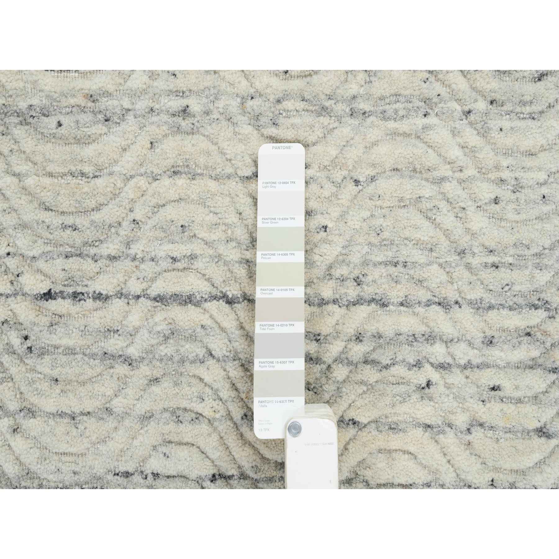 Modern-and-Contemporary-Hand-Loomed-Rug-324200