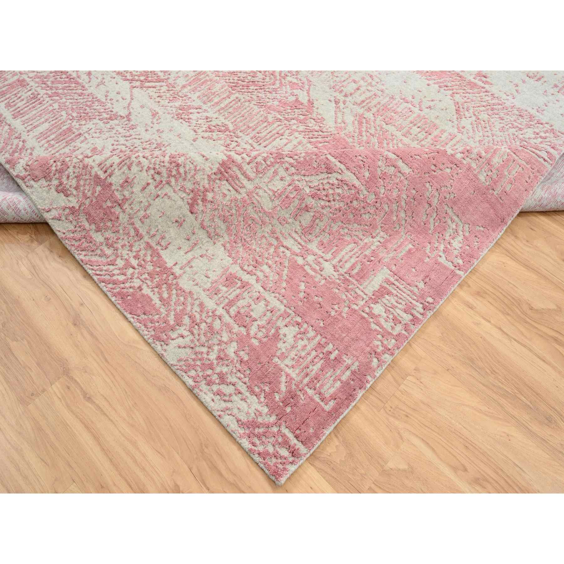 Transitional-Hand-Loomed-Rug-324035
