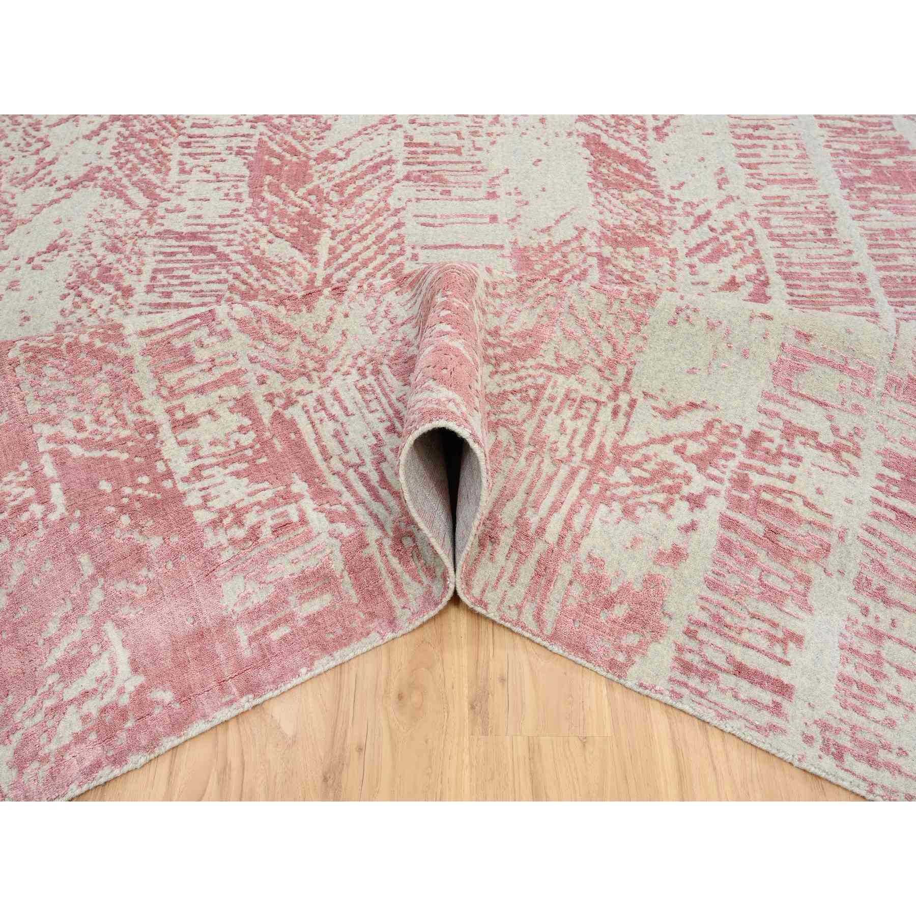 Transitional-Hand-Loomed-Rug-324180