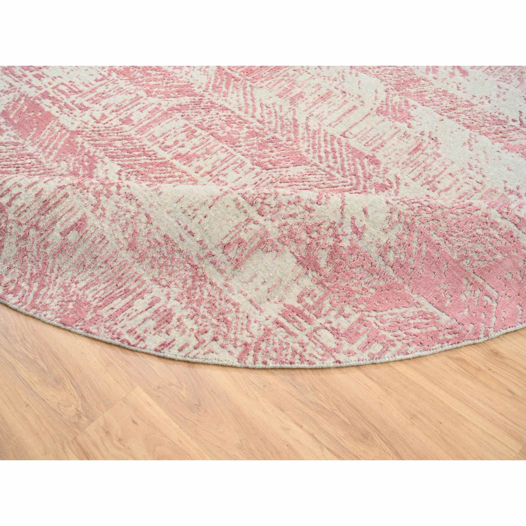 Transitional-Hand-Loomed-Rug-324210