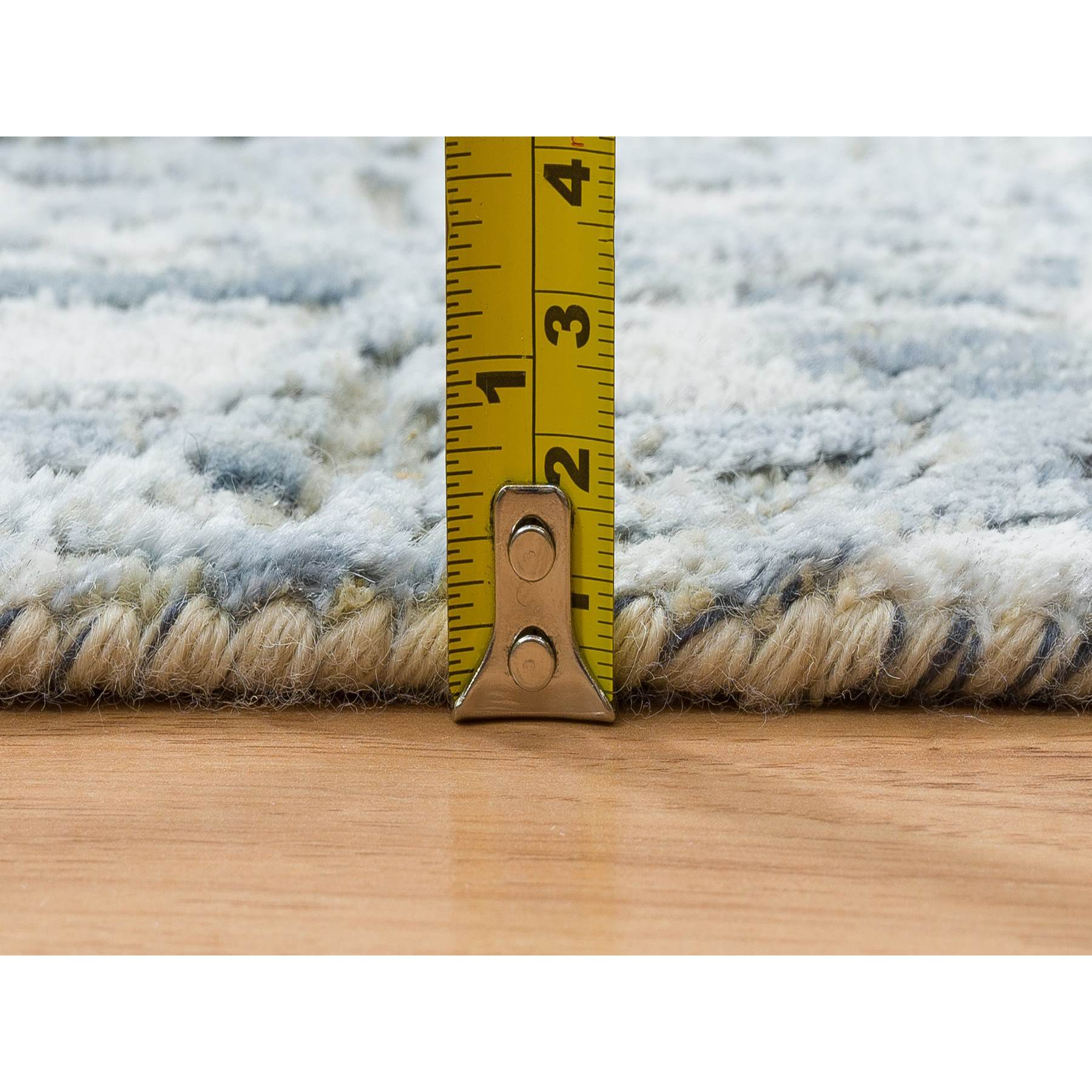 Modern-and-Contemporary-Hand-Knotted-Rug-325090