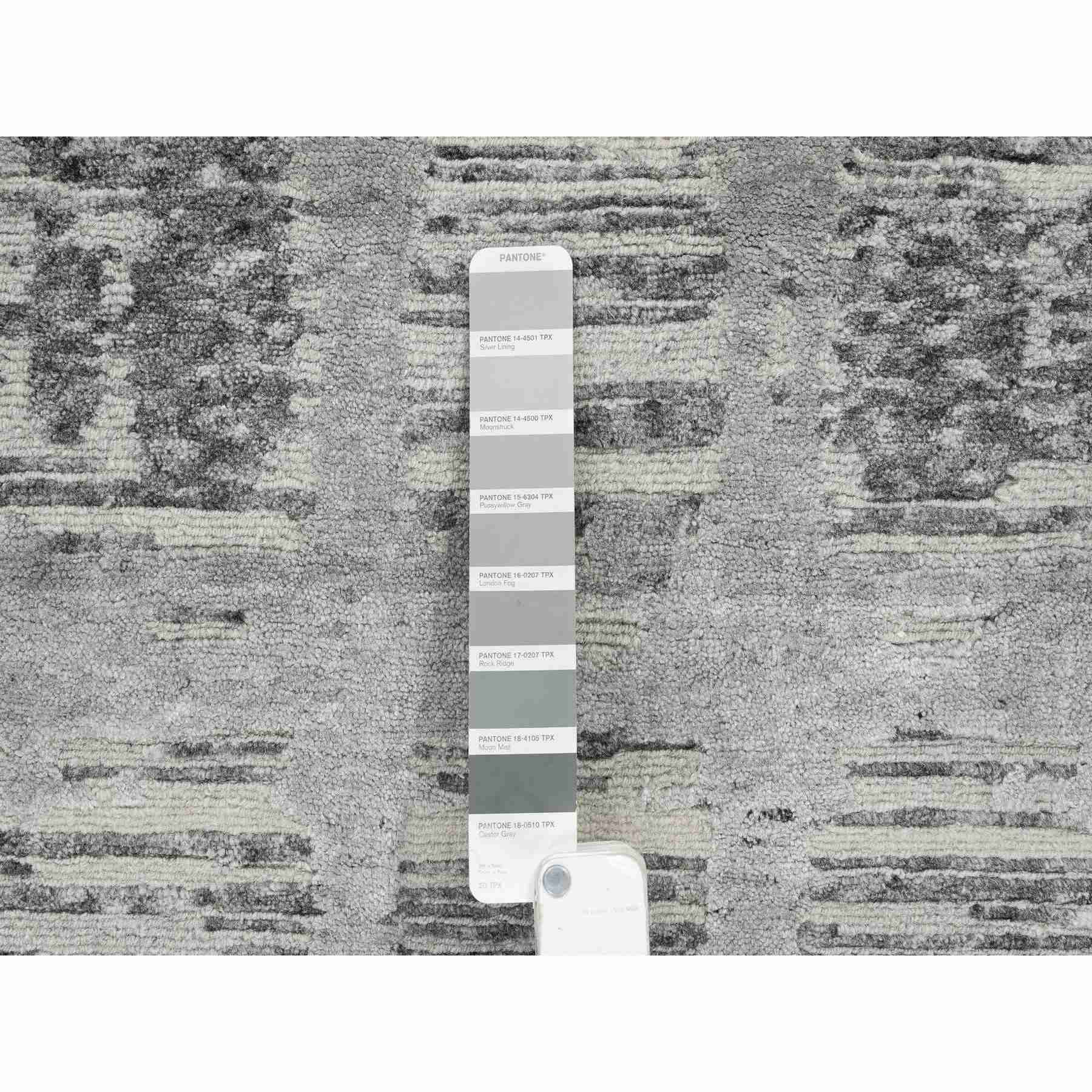 Modern-and-Contemporary-Hand-Knotted-Rug-325830