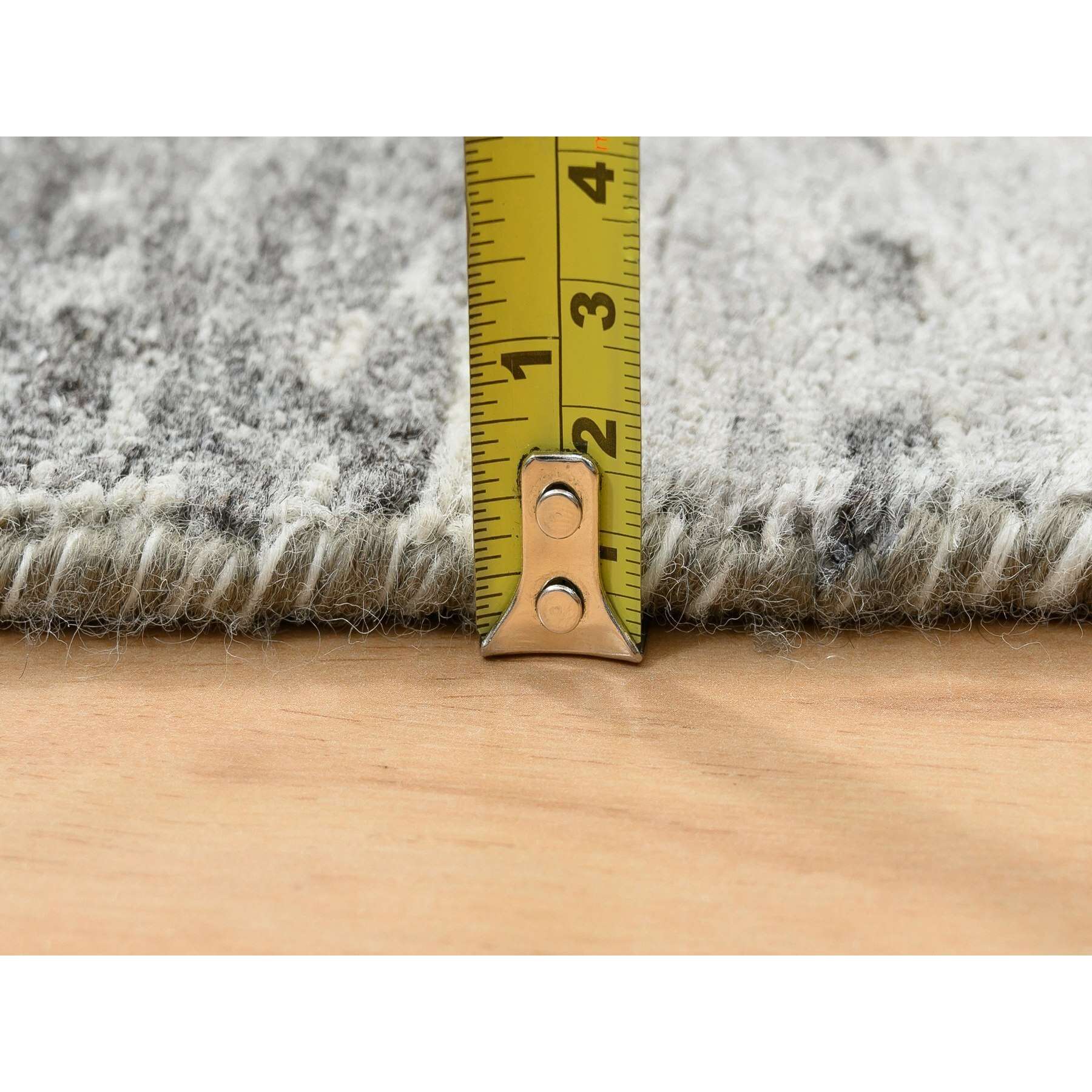 Modern-and-Contemporary-Hand-Knotted-Rug-325830