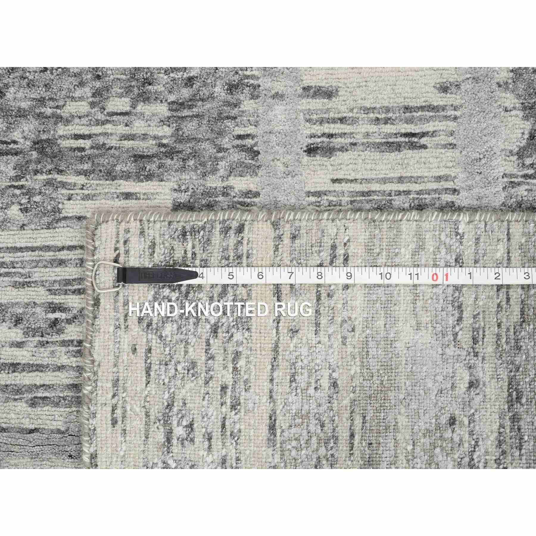 Modern-and-Contemporary-Hand-Knotted-Rug-325830