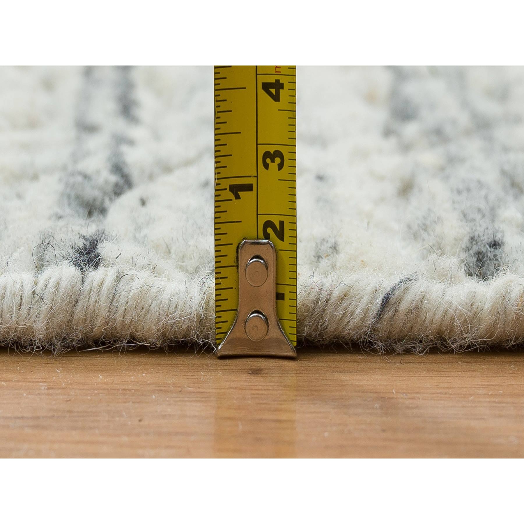 Modern-and-Contemporary-Hand-Loomed-Rug-325190