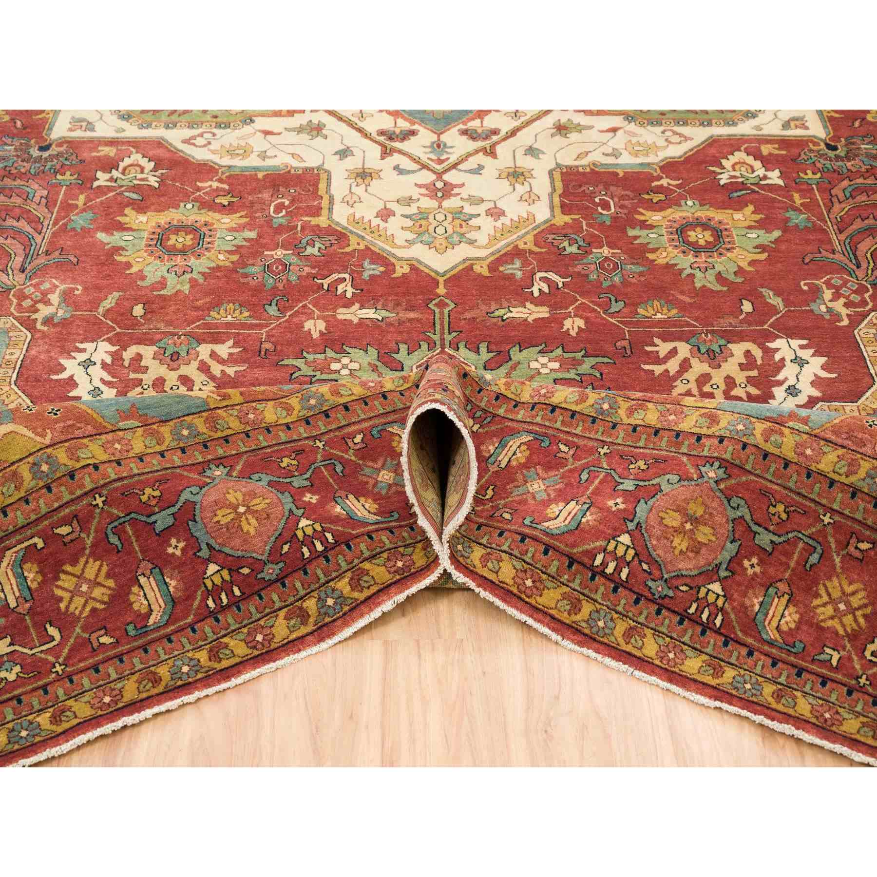 Heriz-Hand-Knotted-Rug-327555