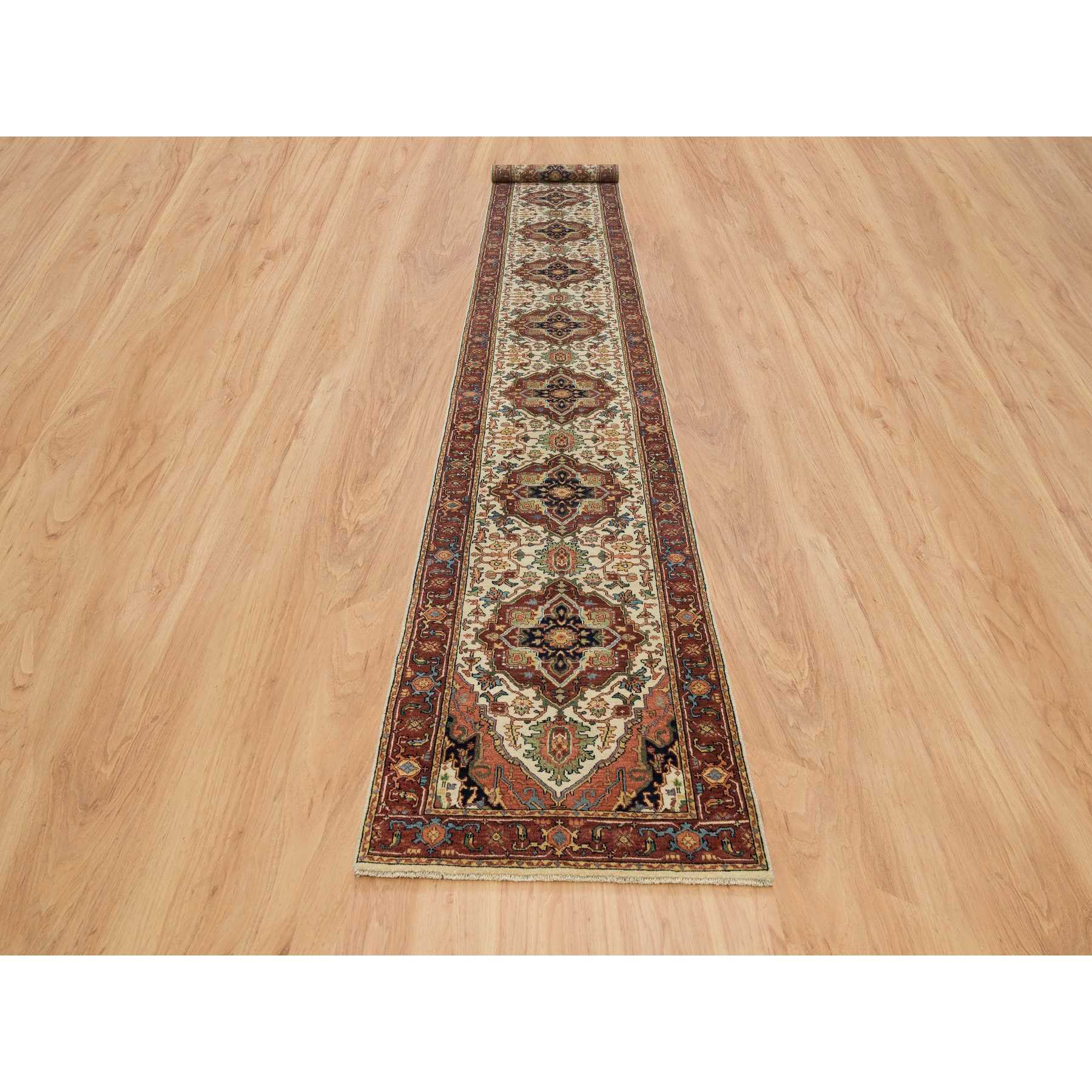 Heriz-Hand-Knotted-Rug-328570