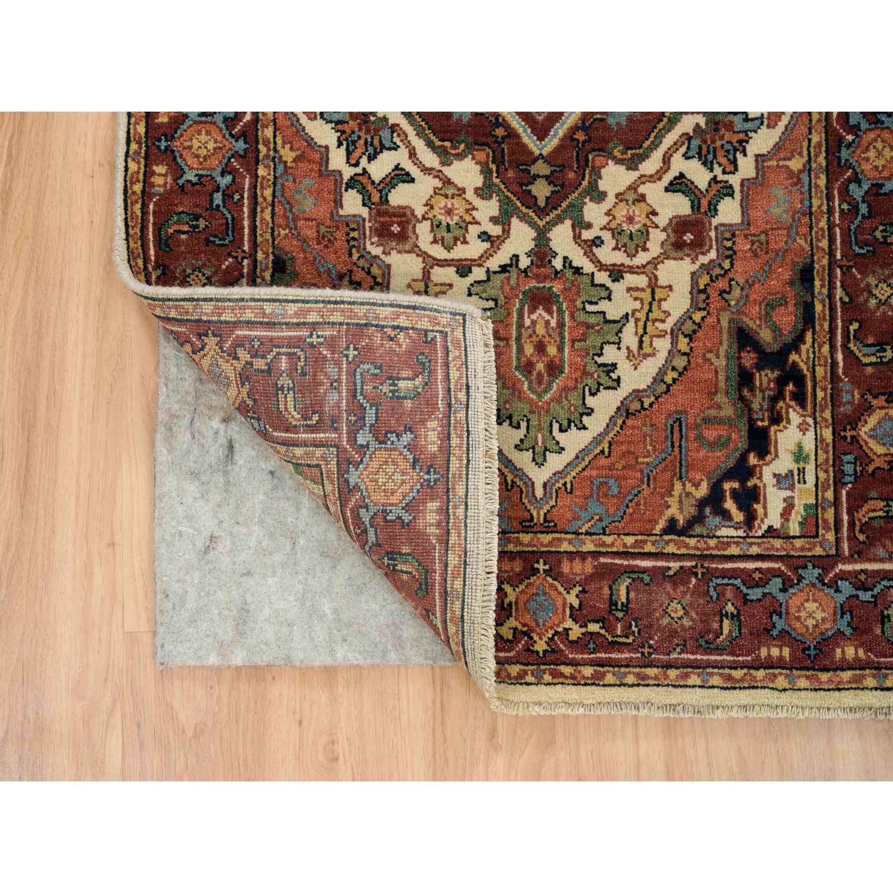 Heriz-Hand-Knotted-Rug-328570