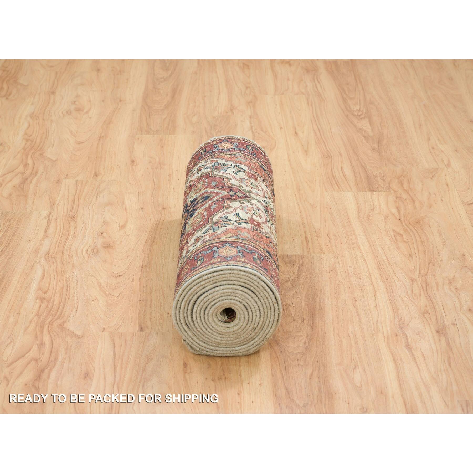 Heriz-Hand-Knotted-Rug-328570