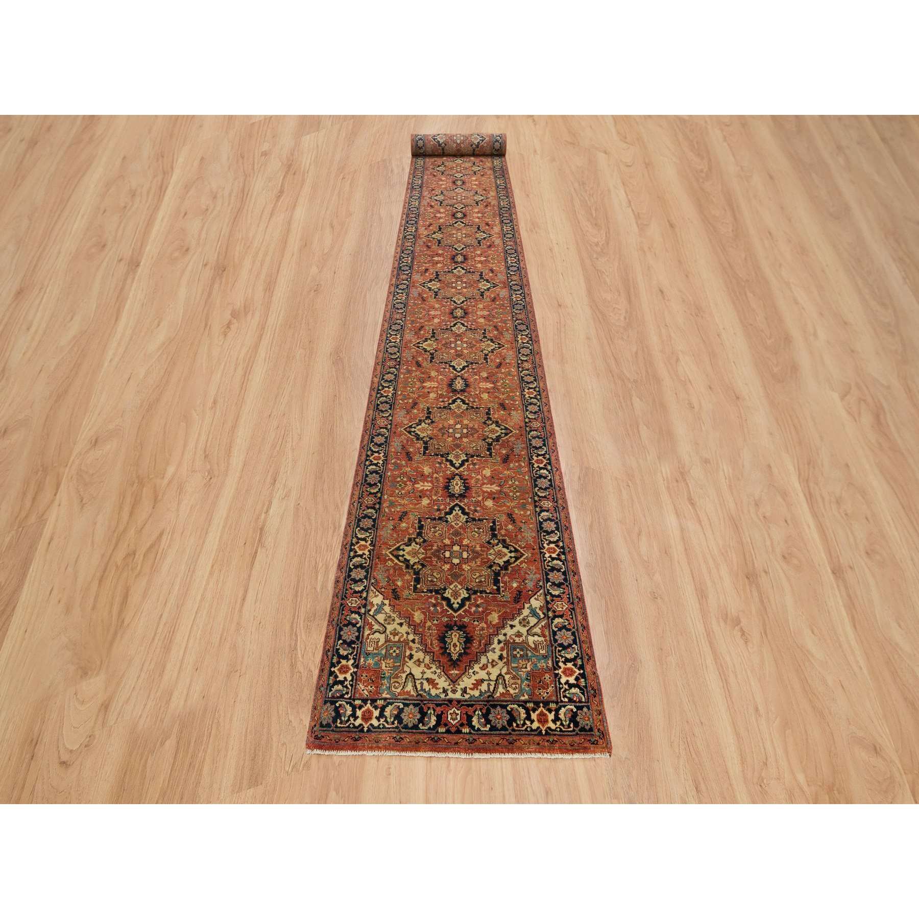 Heriz-Hand-Knotted-Rug-328635