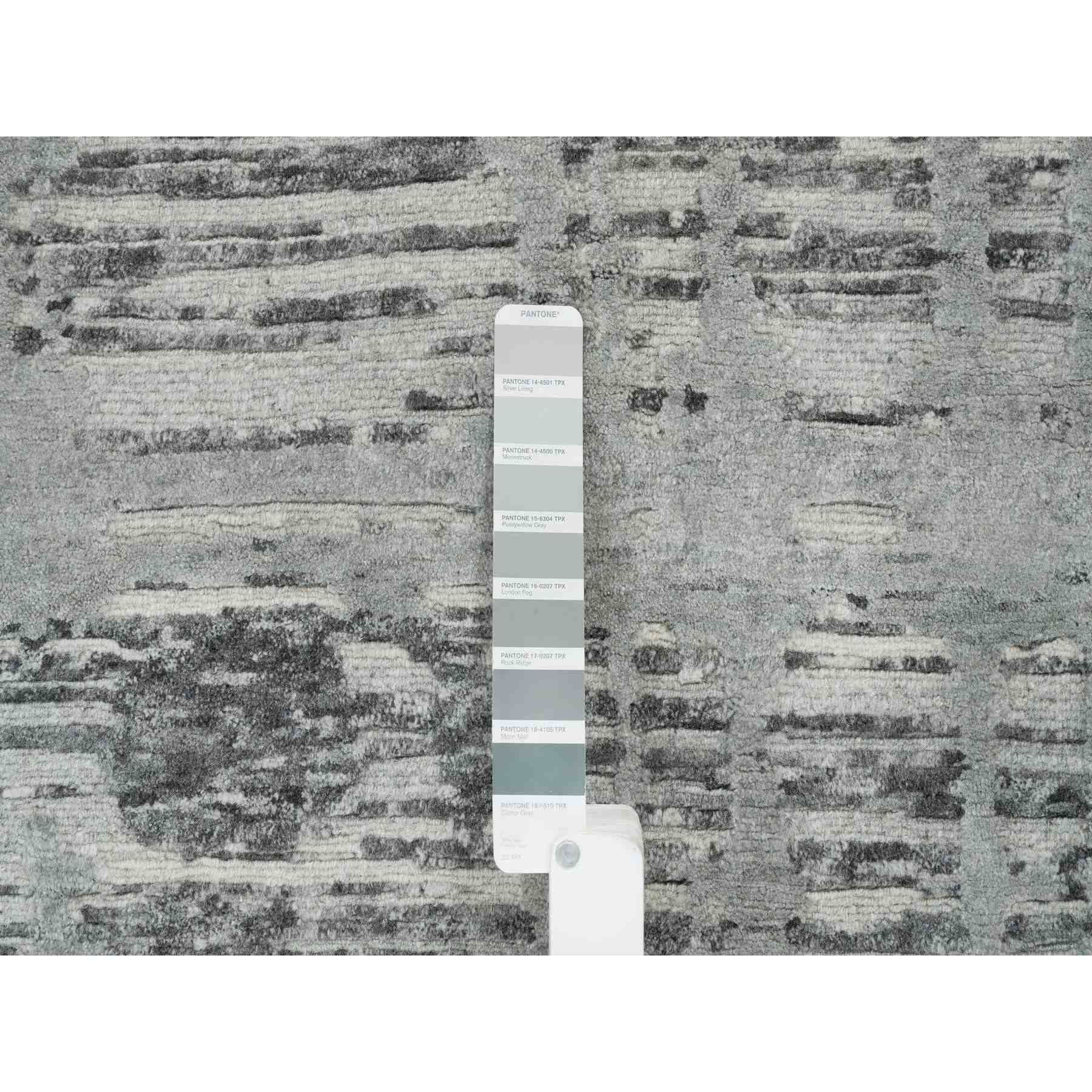 Modern-and-Contemporary-Hand-Knotted-Rug-328200