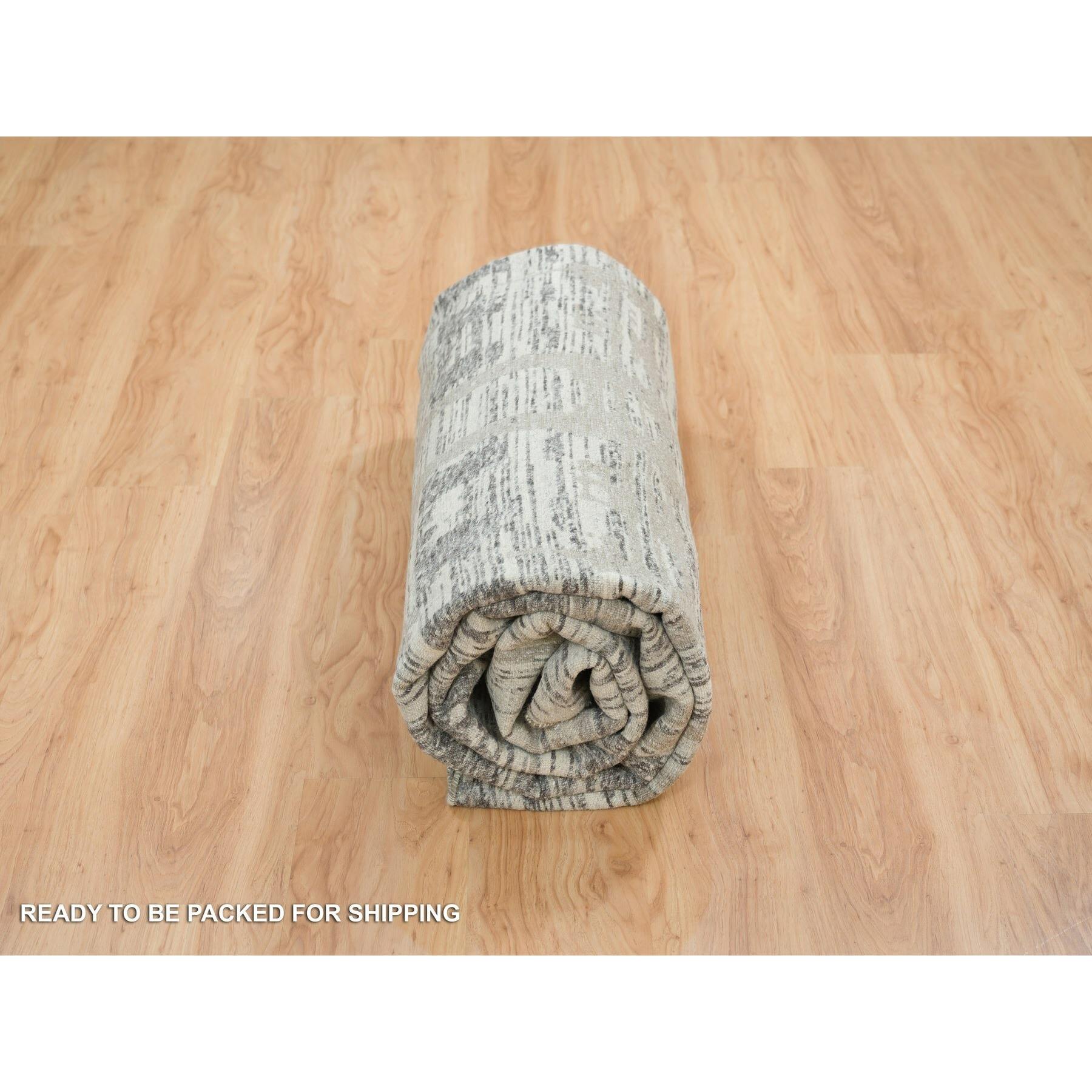 Modern-and-Contemporary-Hand-Knotted-Rug-328200