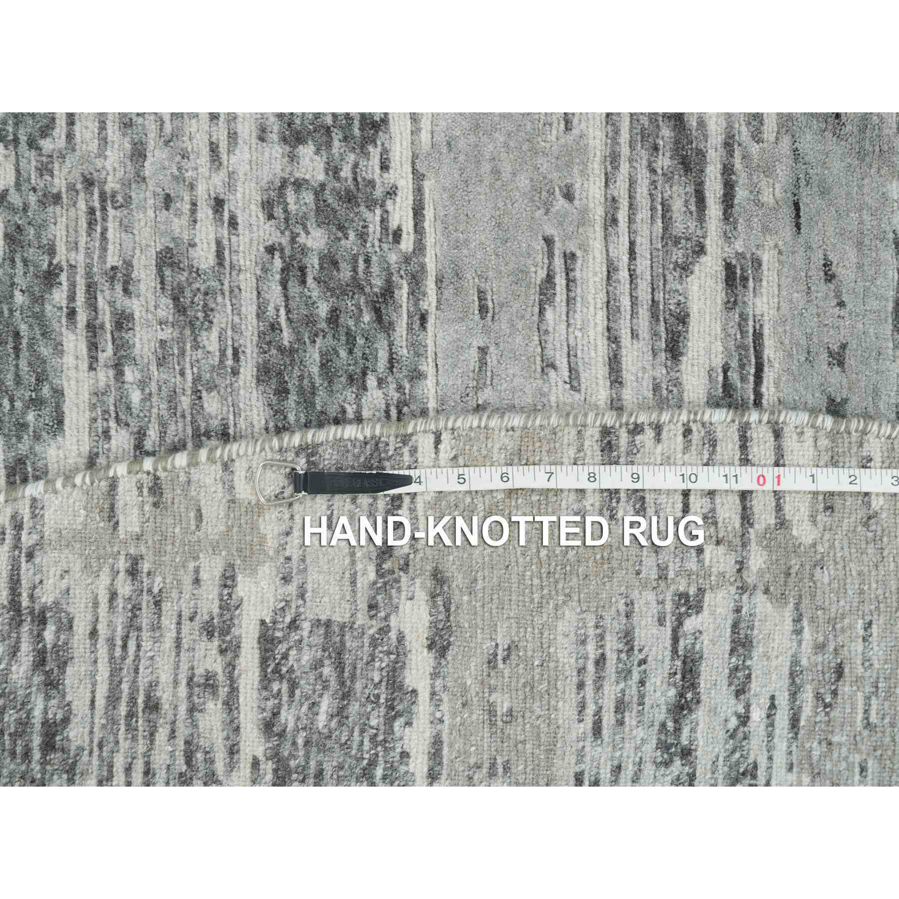Modern-and-Contemporary-Hand-Knotted-Rug-328200