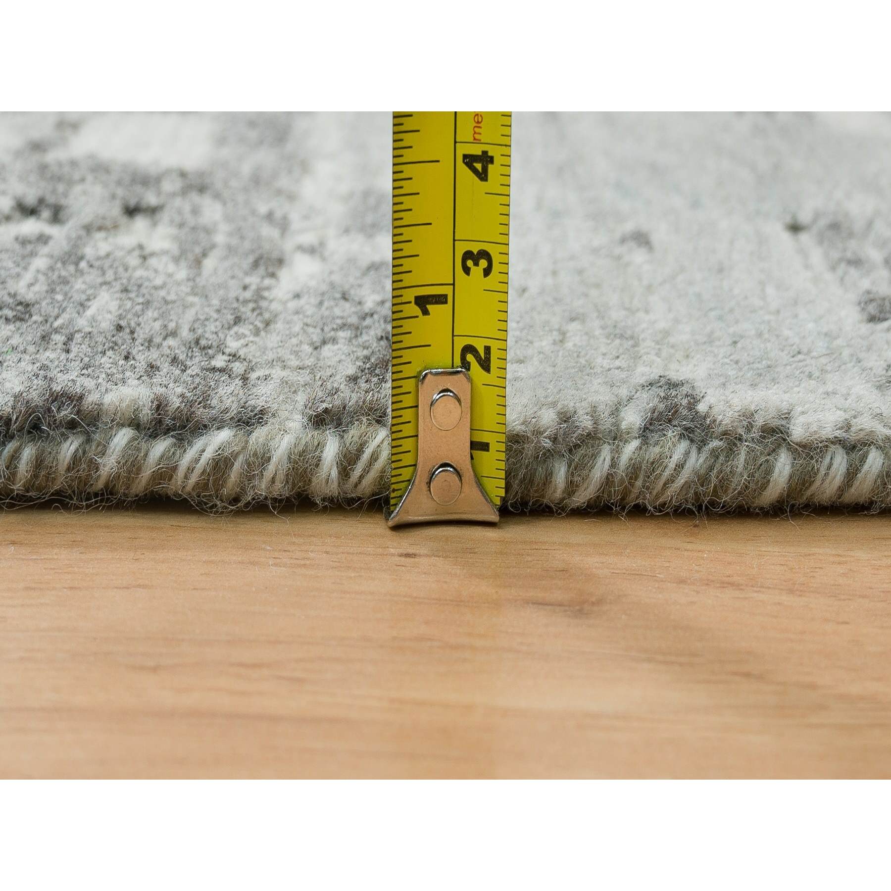 Modern-and-Contemporary-Hand-Knotted-Rug-328215