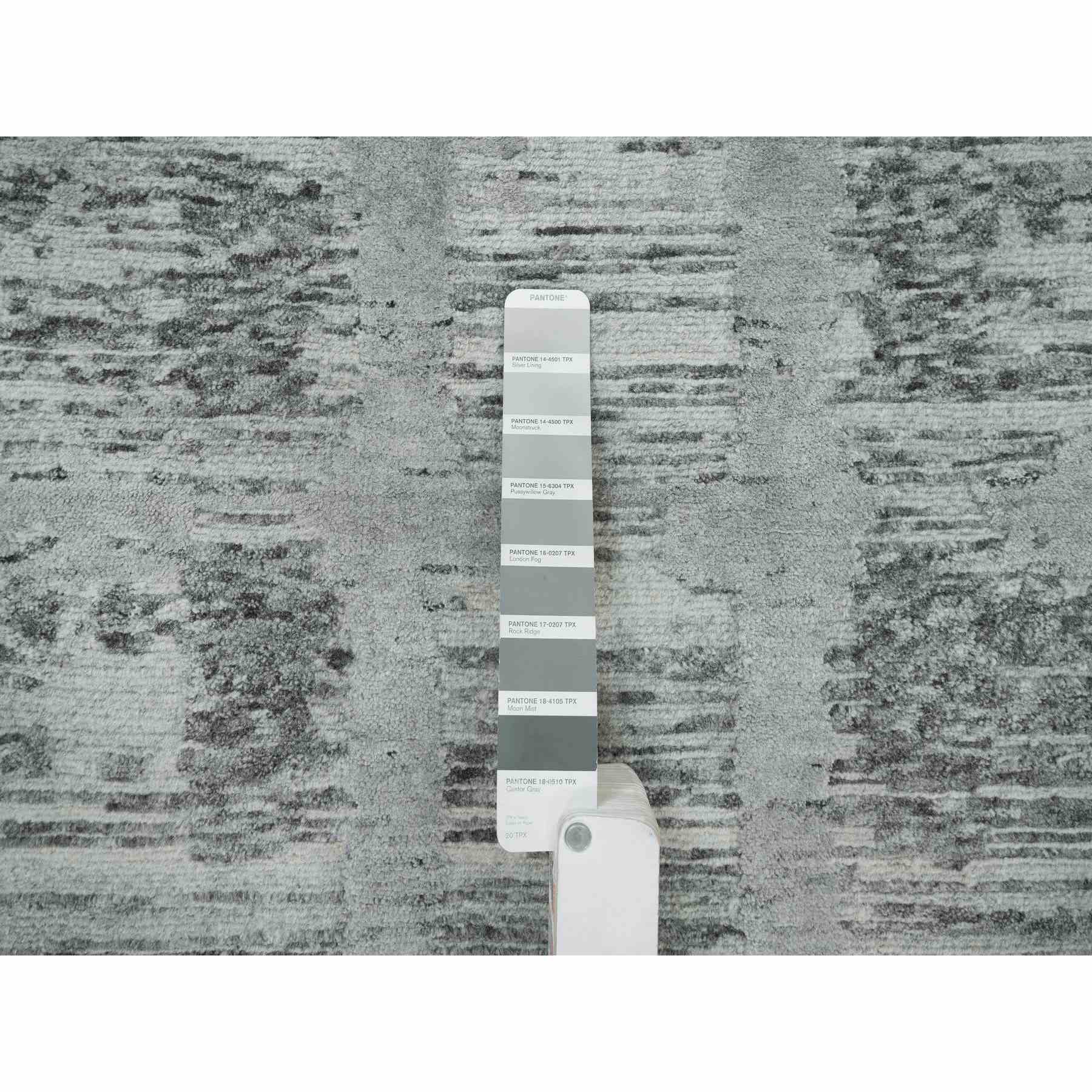 Modern-and-Contemporary-Hand-Knotted-Rug-329780