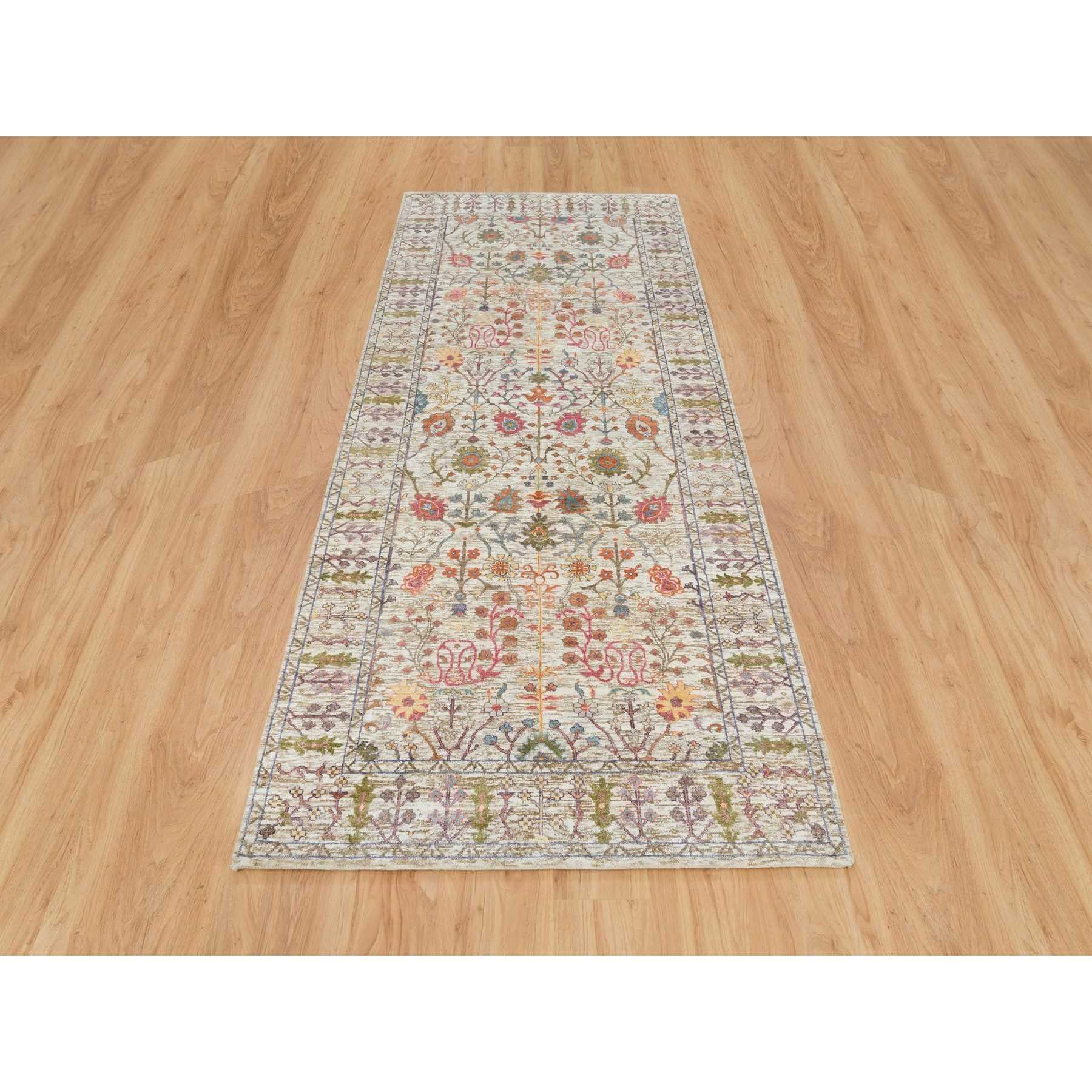 Wool-and-Silk-Hand-Knotted-Rug-329560