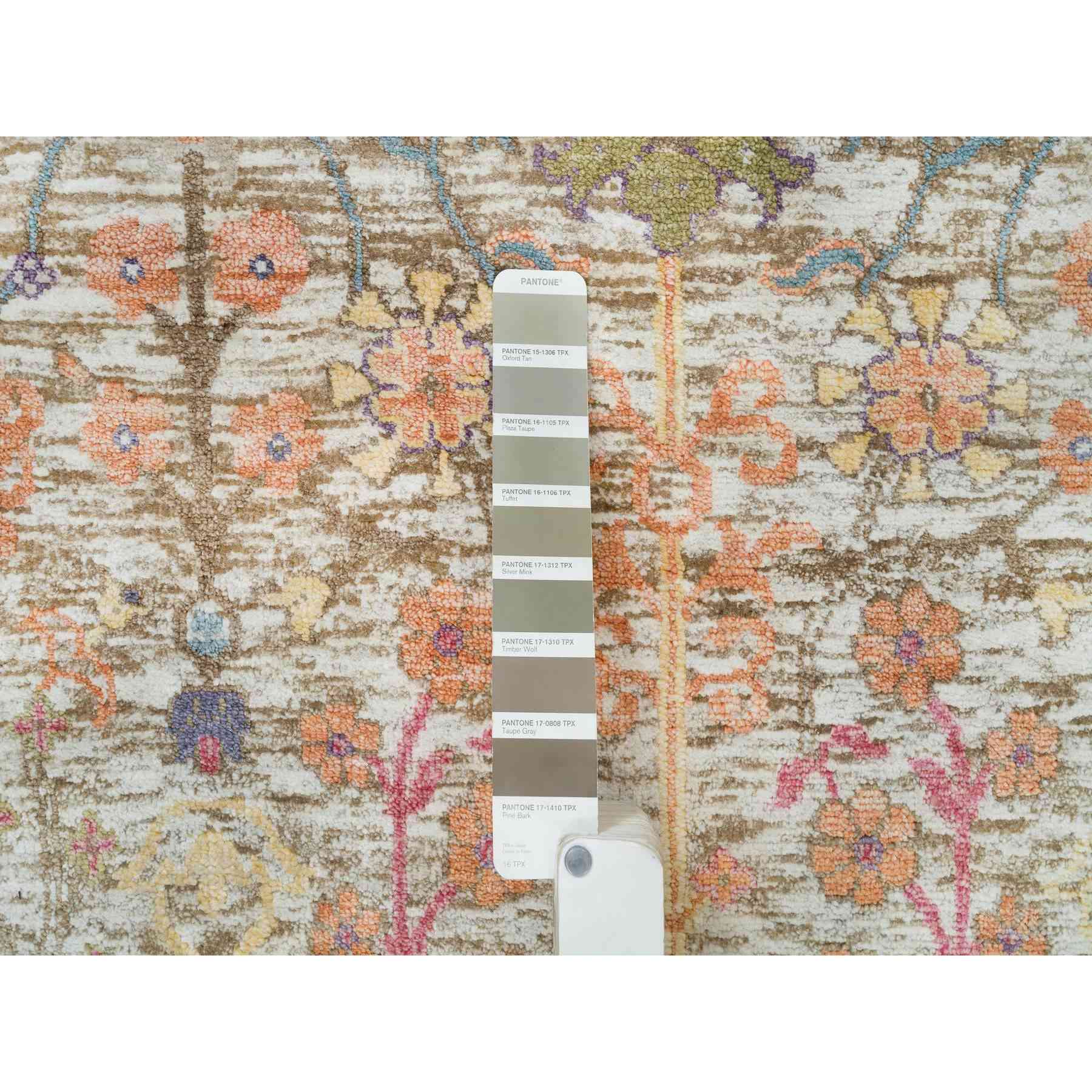 Wool-and-Silk-Hand-Knotted-Rug-329560