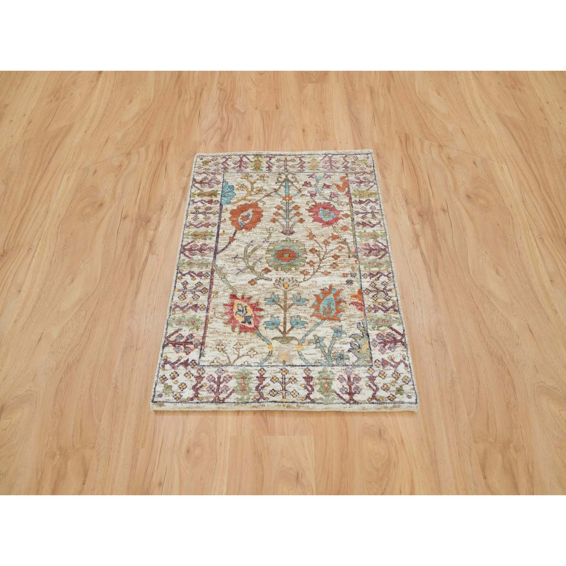 Wool-and-Silk-Hand-Knotted-Rug-329615