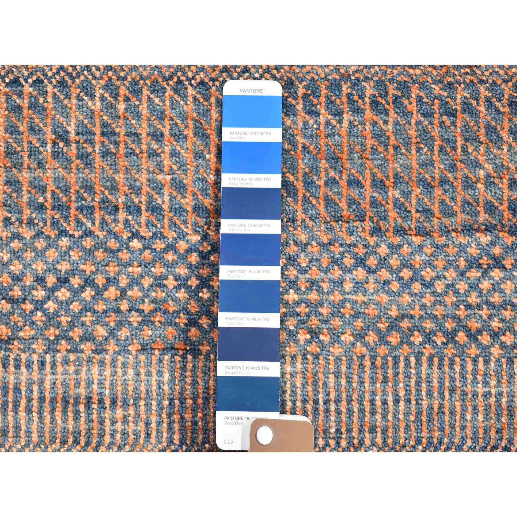 Modern-and-Contemporary-Hand-Knotted-Rug-330265