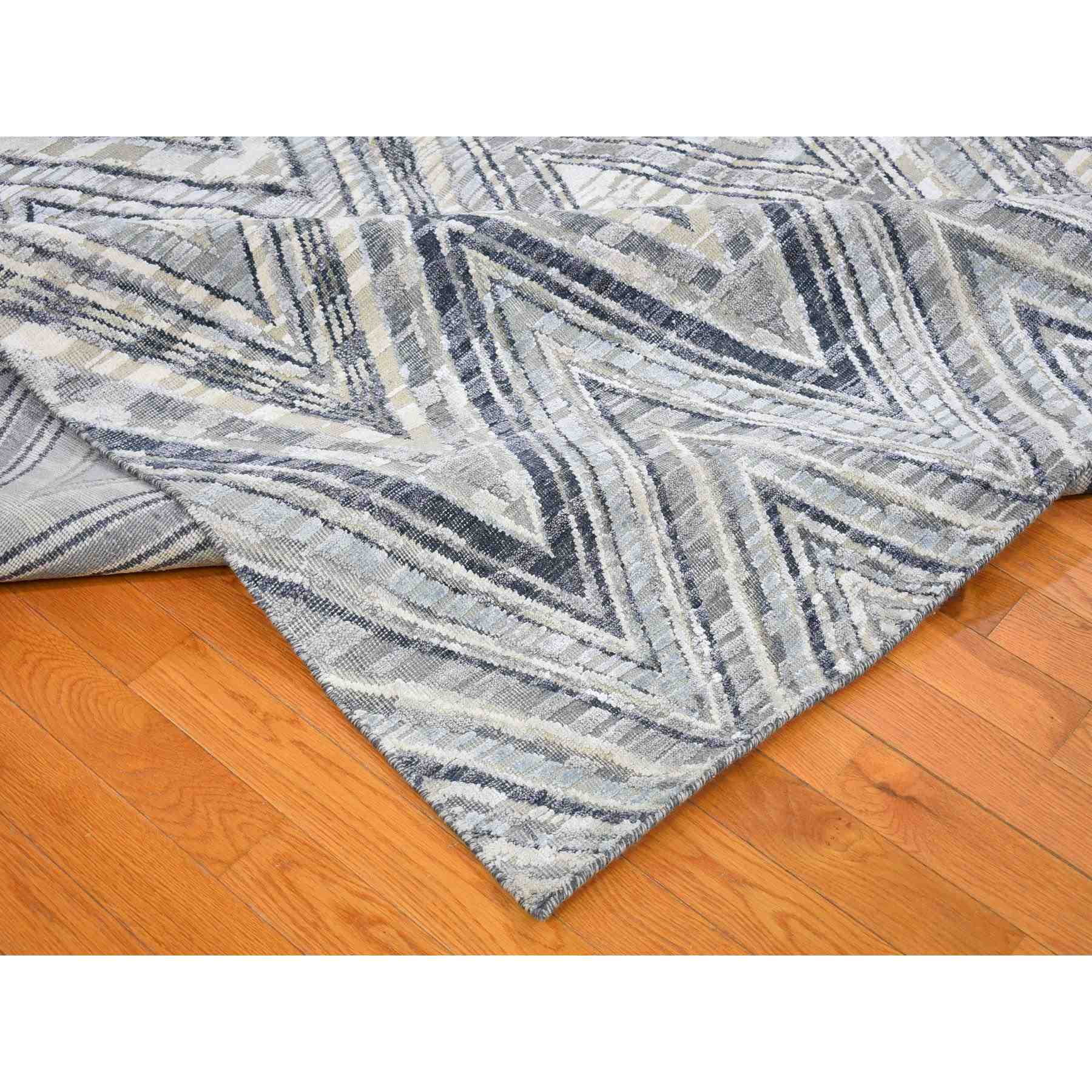 Modern-and-Contemporary-Hand-Knotted-Rug-331935