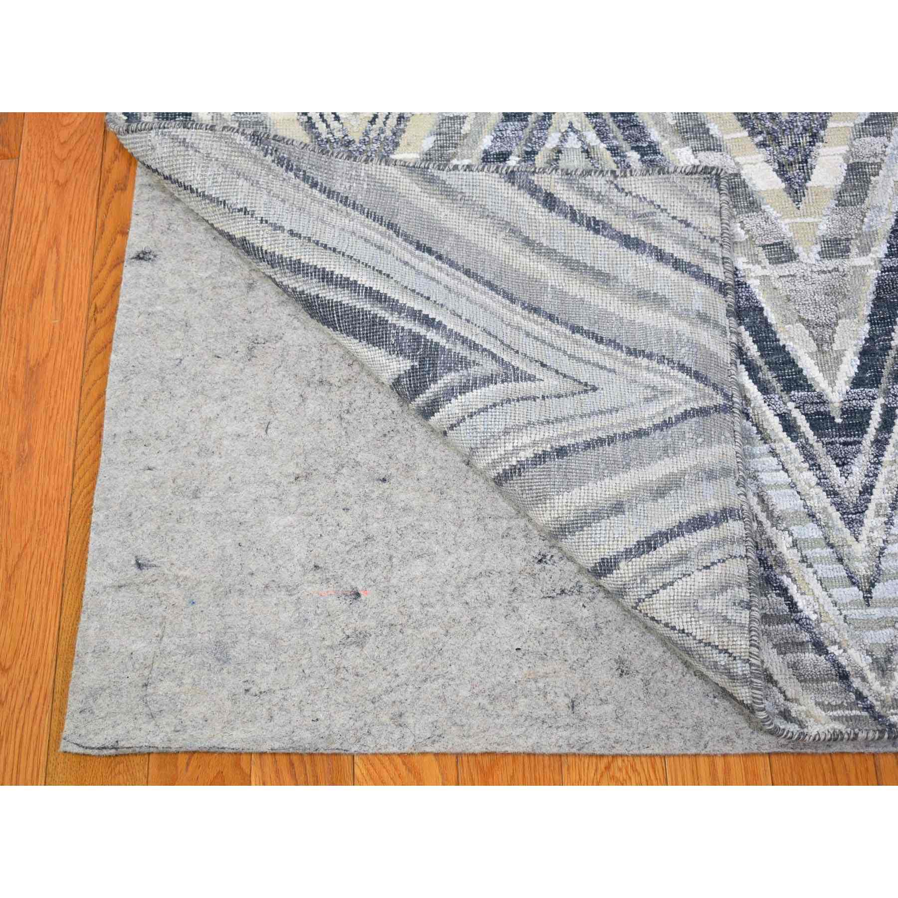 Modern-and-Contemporary-Hand-Knotted-Rug-331935