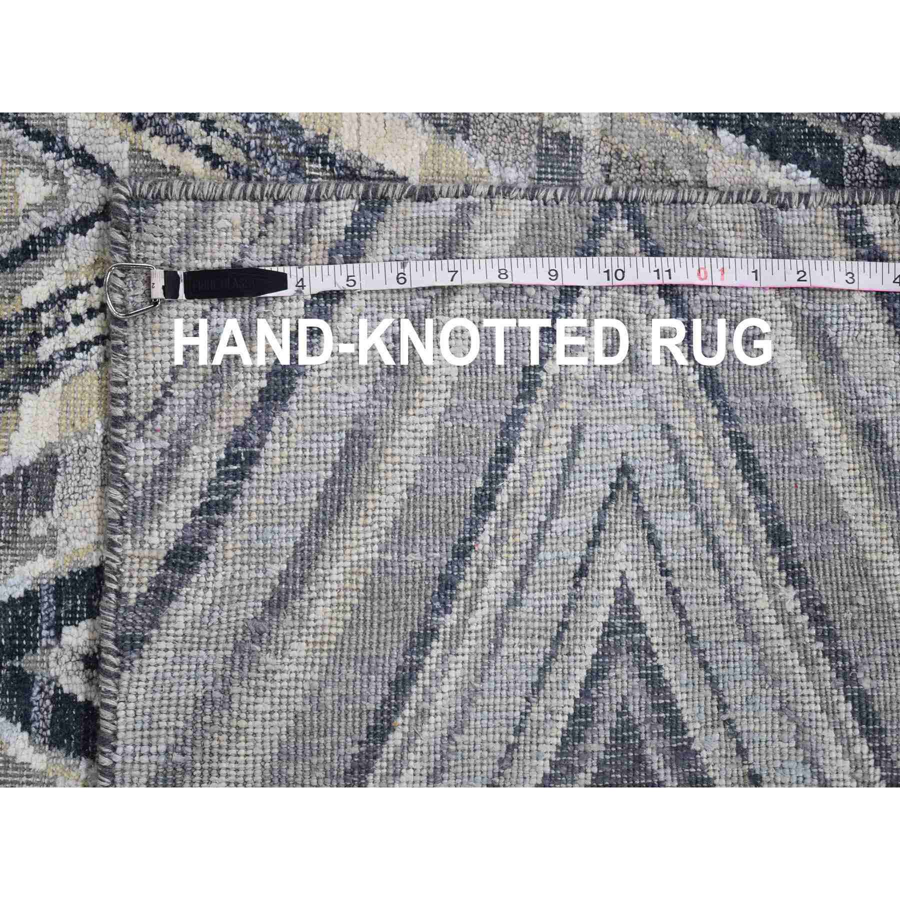 Modern-and-Contemporary-Hand-Knotted-Rug-331935
