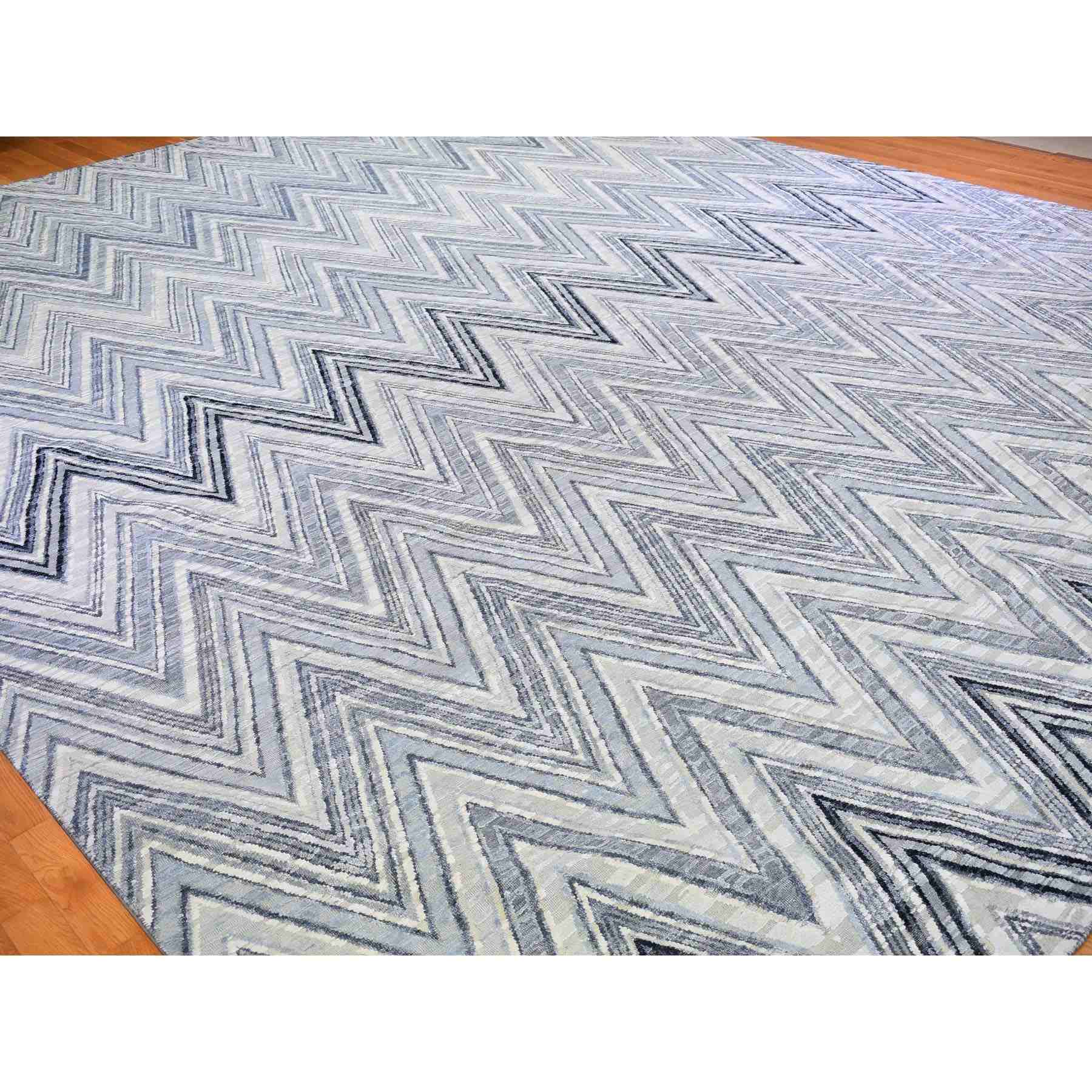 Modern-and-Contemporary-Hand-Knotted-Rug-332440