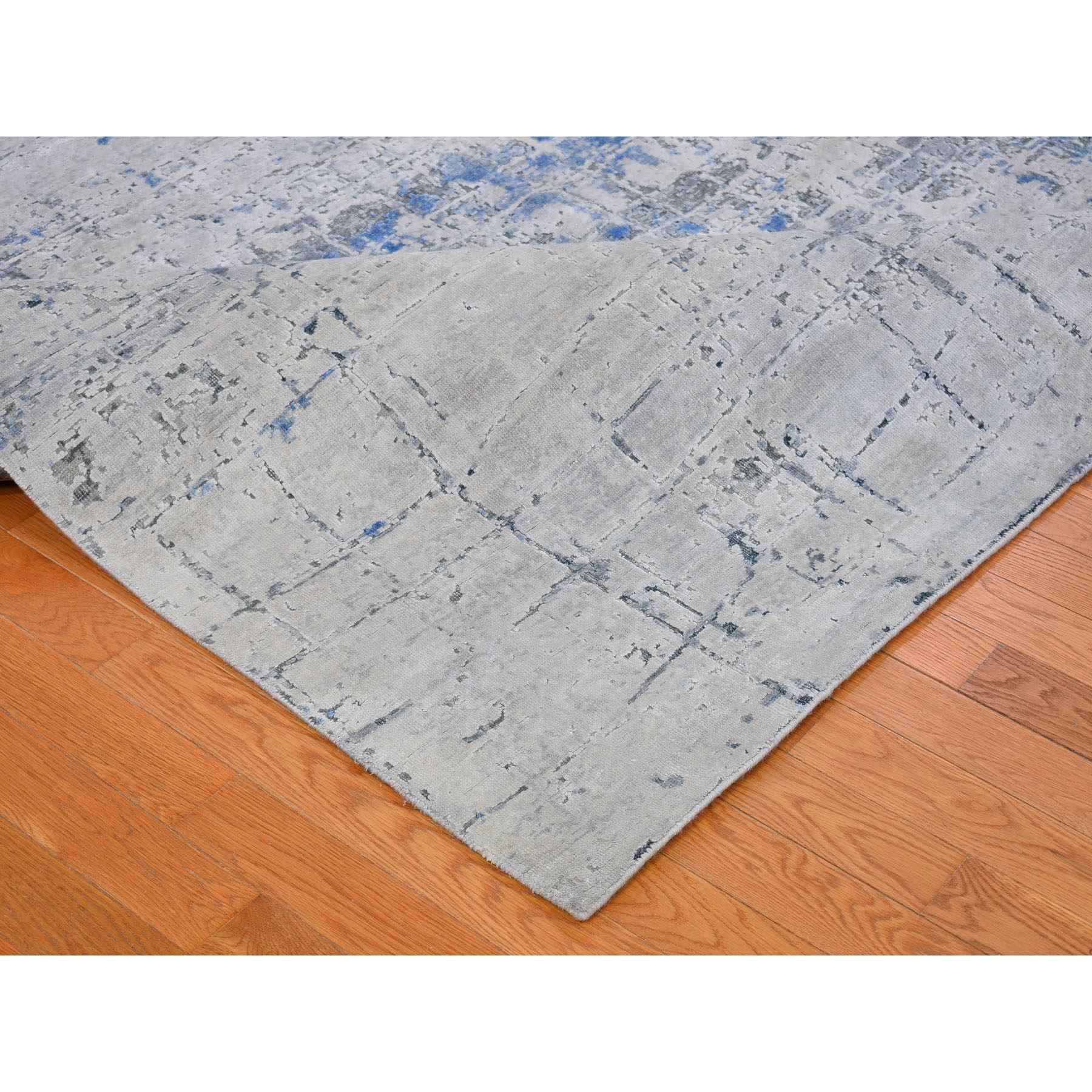 Modern-and-Contemporary-Hand-Knotted-Rug-332445