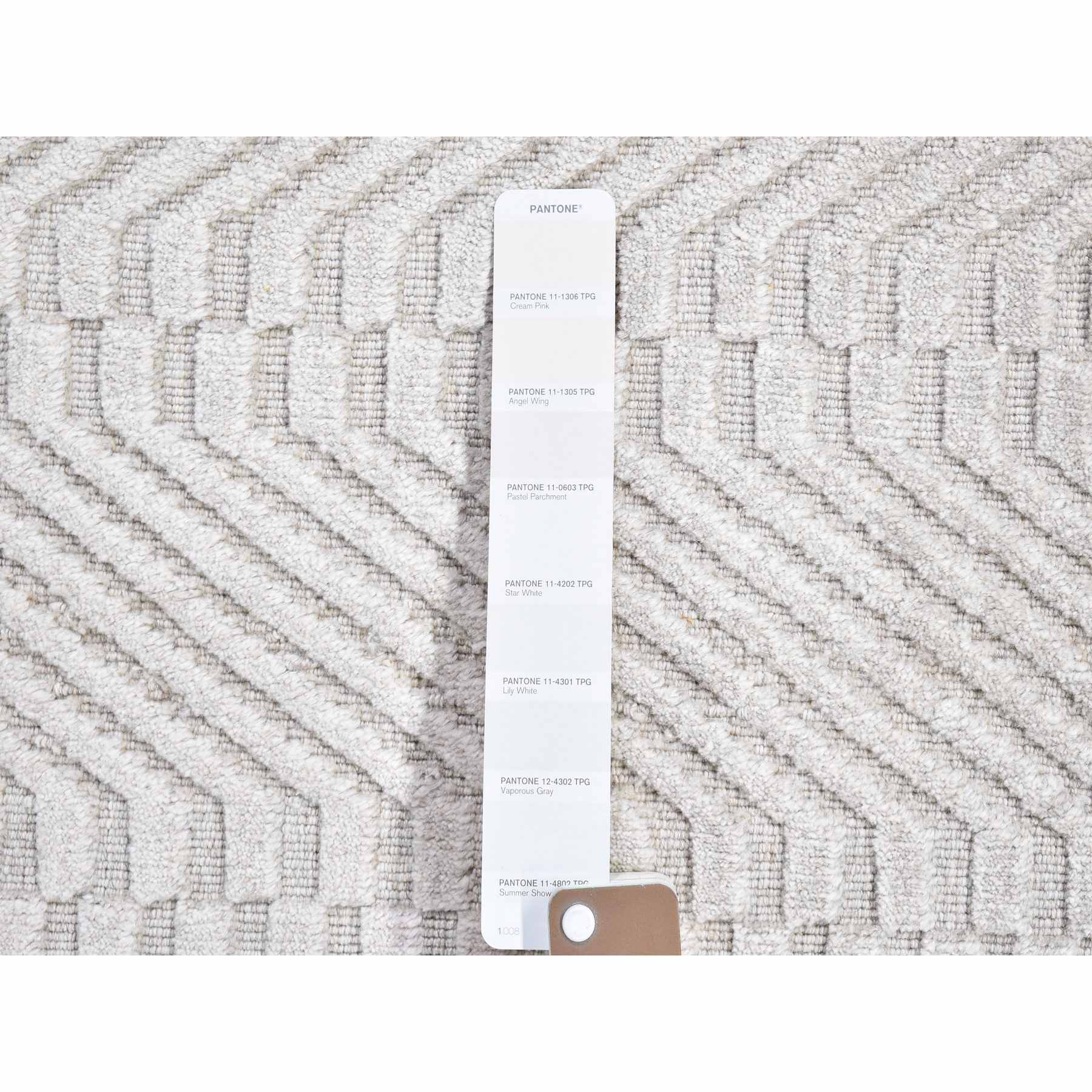 Modern-and-Contemporary-Hand-Loomed-Rug-330735