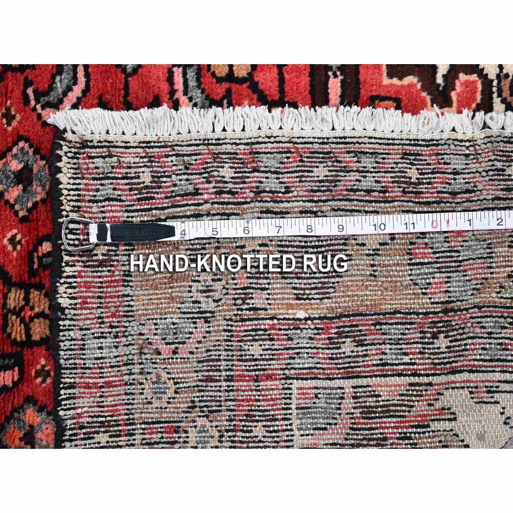 Persian-Hand-Knotted-Rug-330145