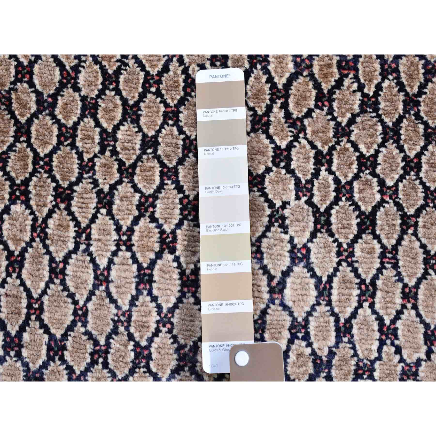 Persian-Hand-Knotted-Rug-331620
