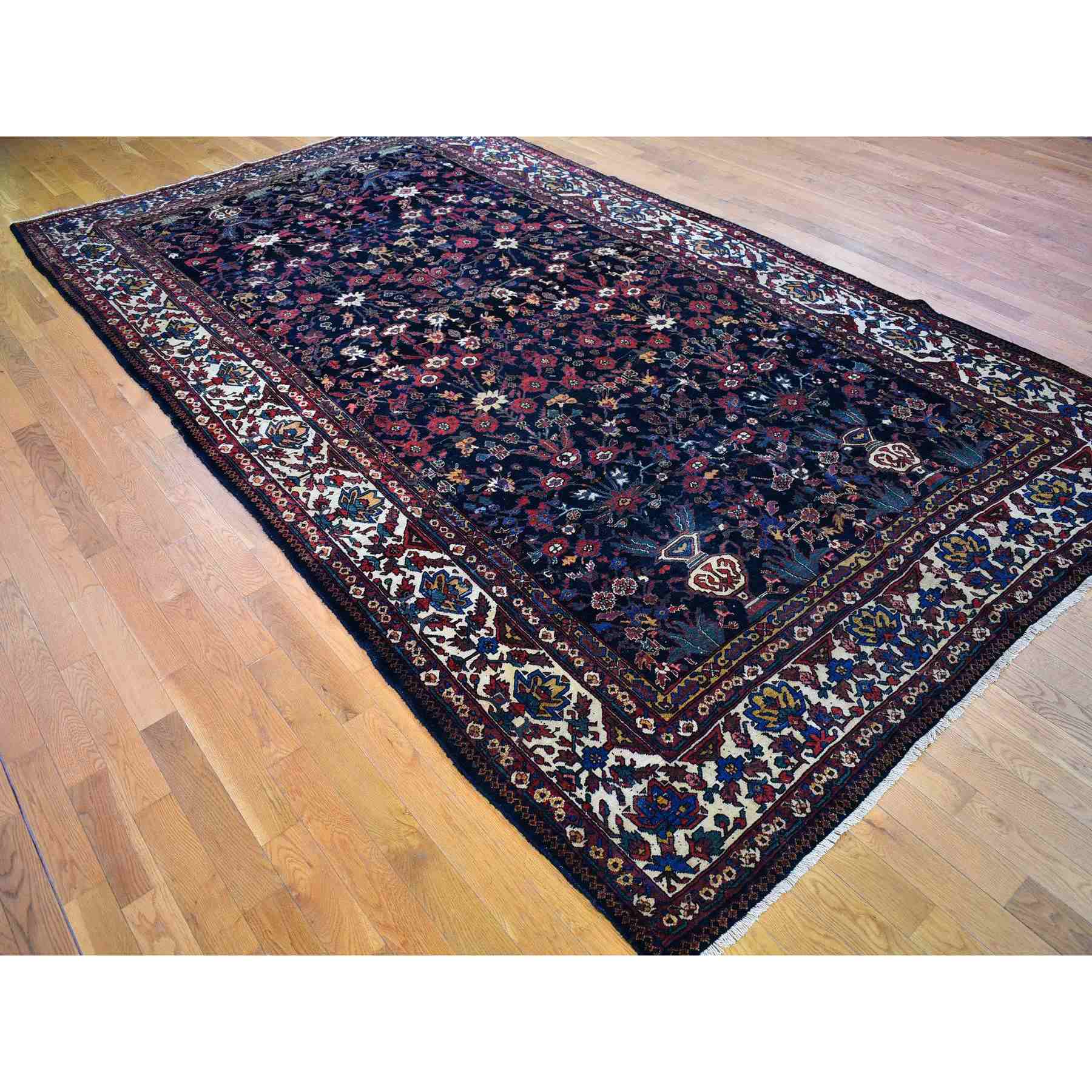 Antique-Hand-Knotted-Rug-334045