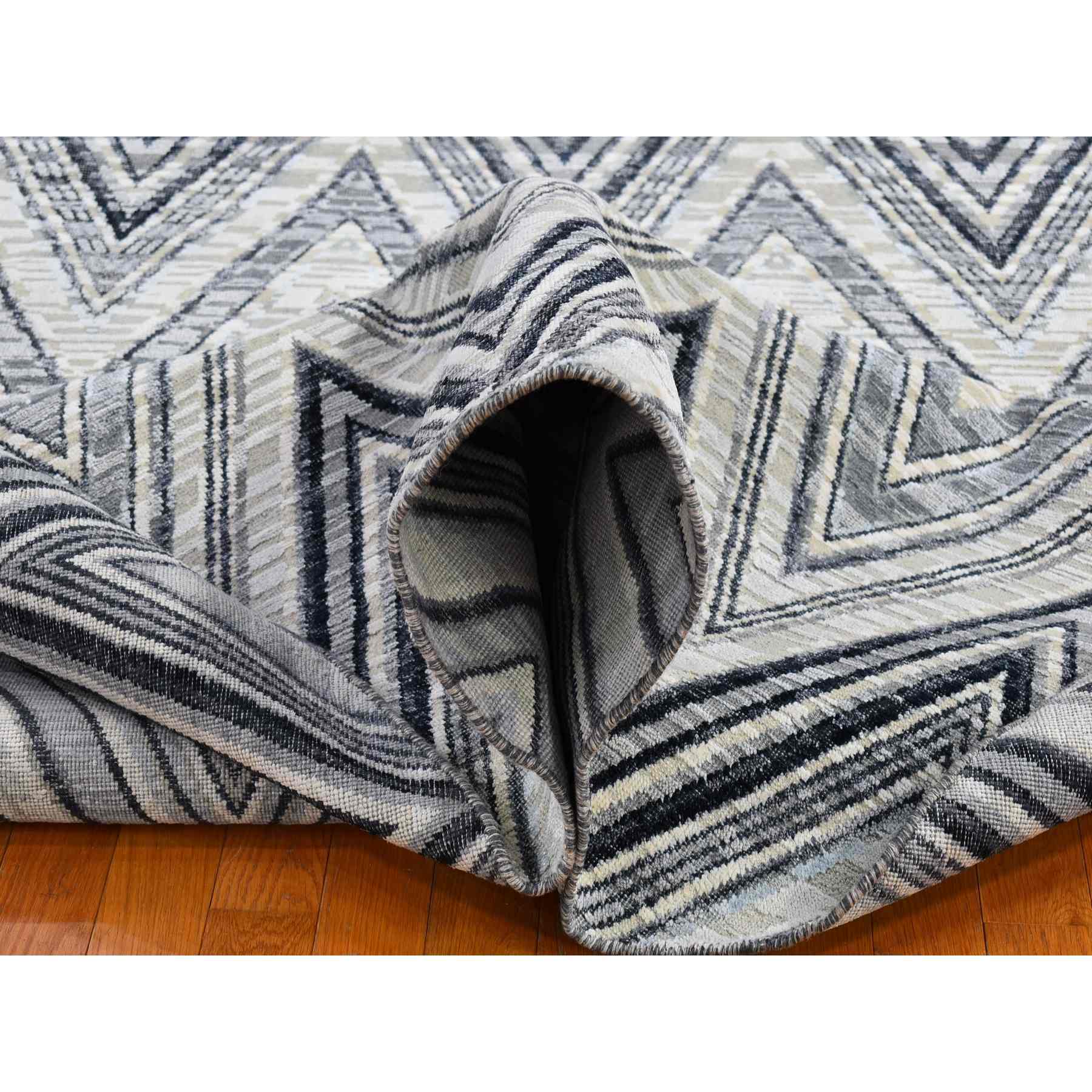 Modern-and-Contemporary-Hand-Knotted-Rug-333475
