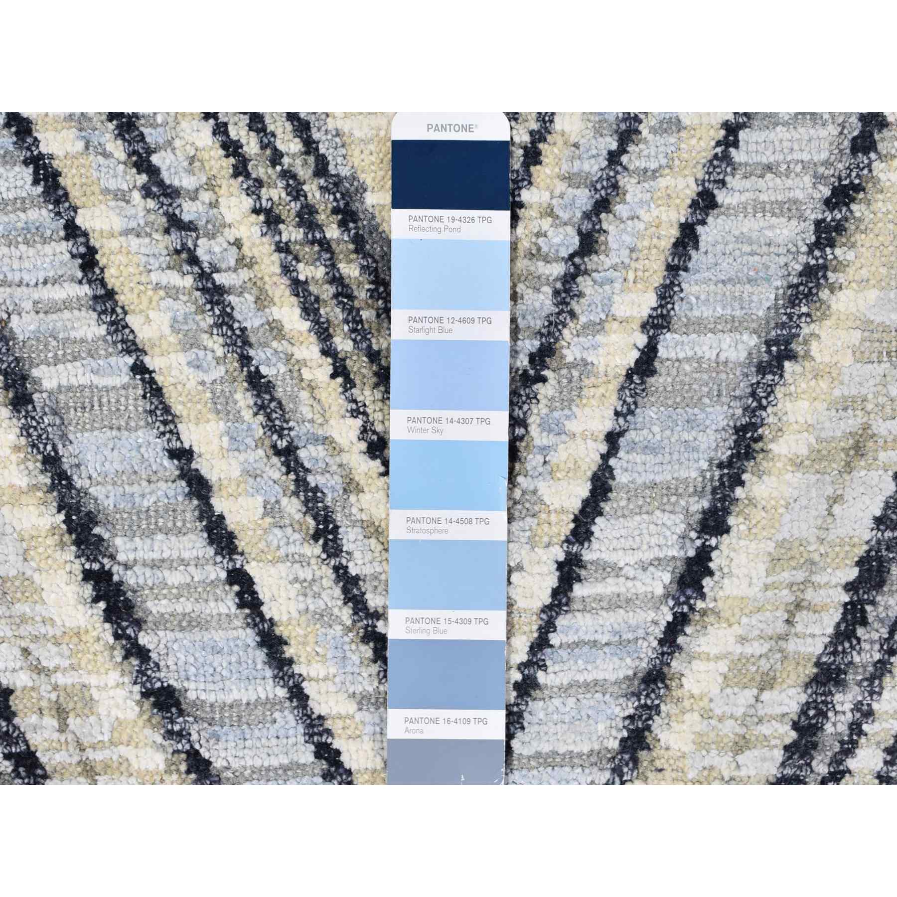Modern-and-Contemporary-Hand-Knotted-Rug-333475