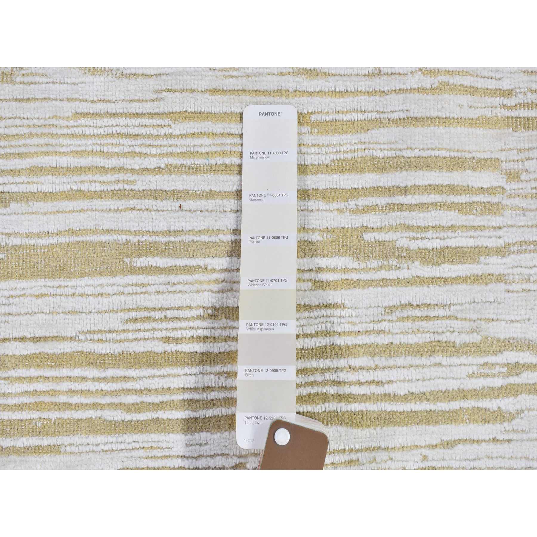 Modern-and-Contemporary-Hand-Knotted-Rug-333990