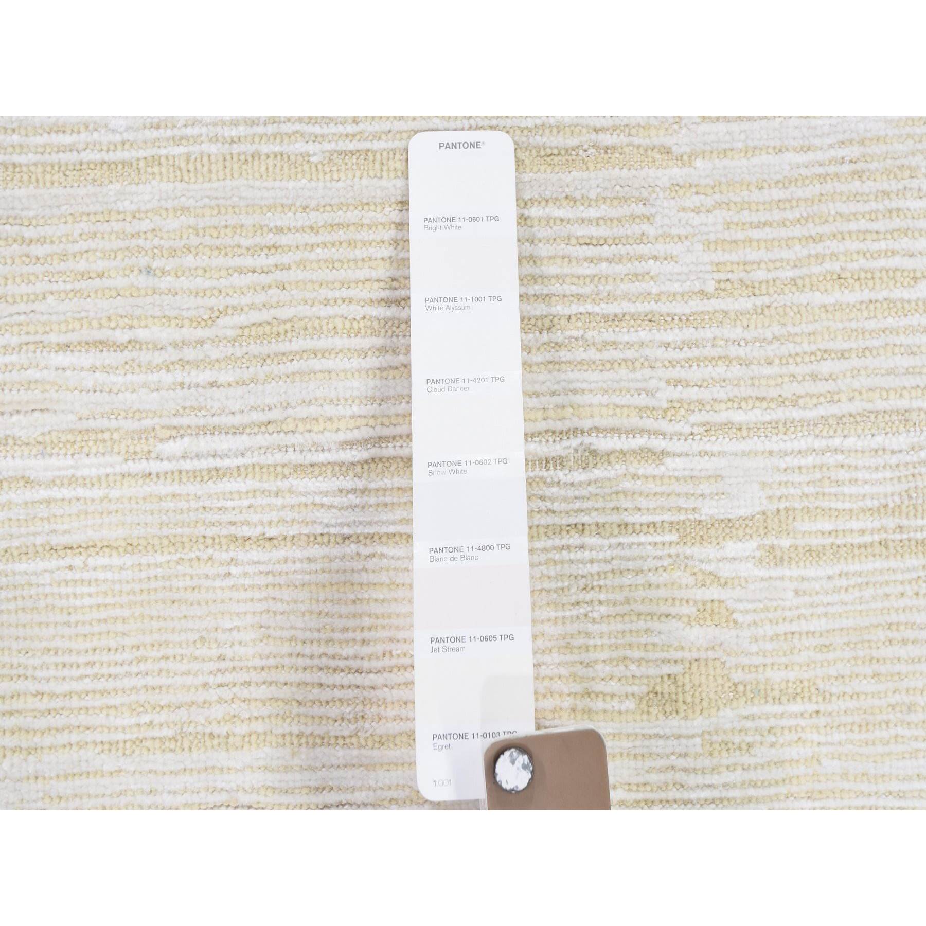 Modern-and-Contemporary-Hand-Knotted-Rug-334035