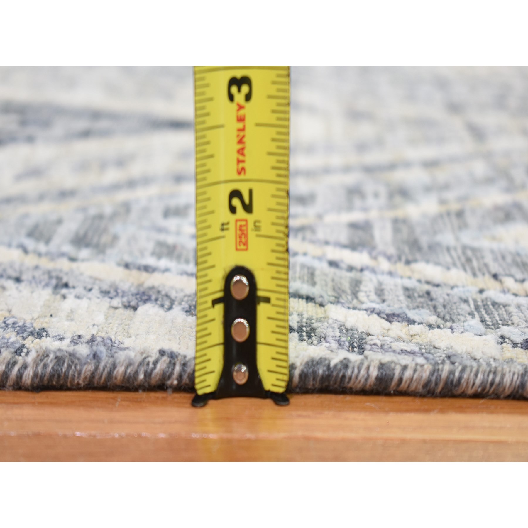 Modern-and-Contemporary-Hand-Knotted-Rug-334370