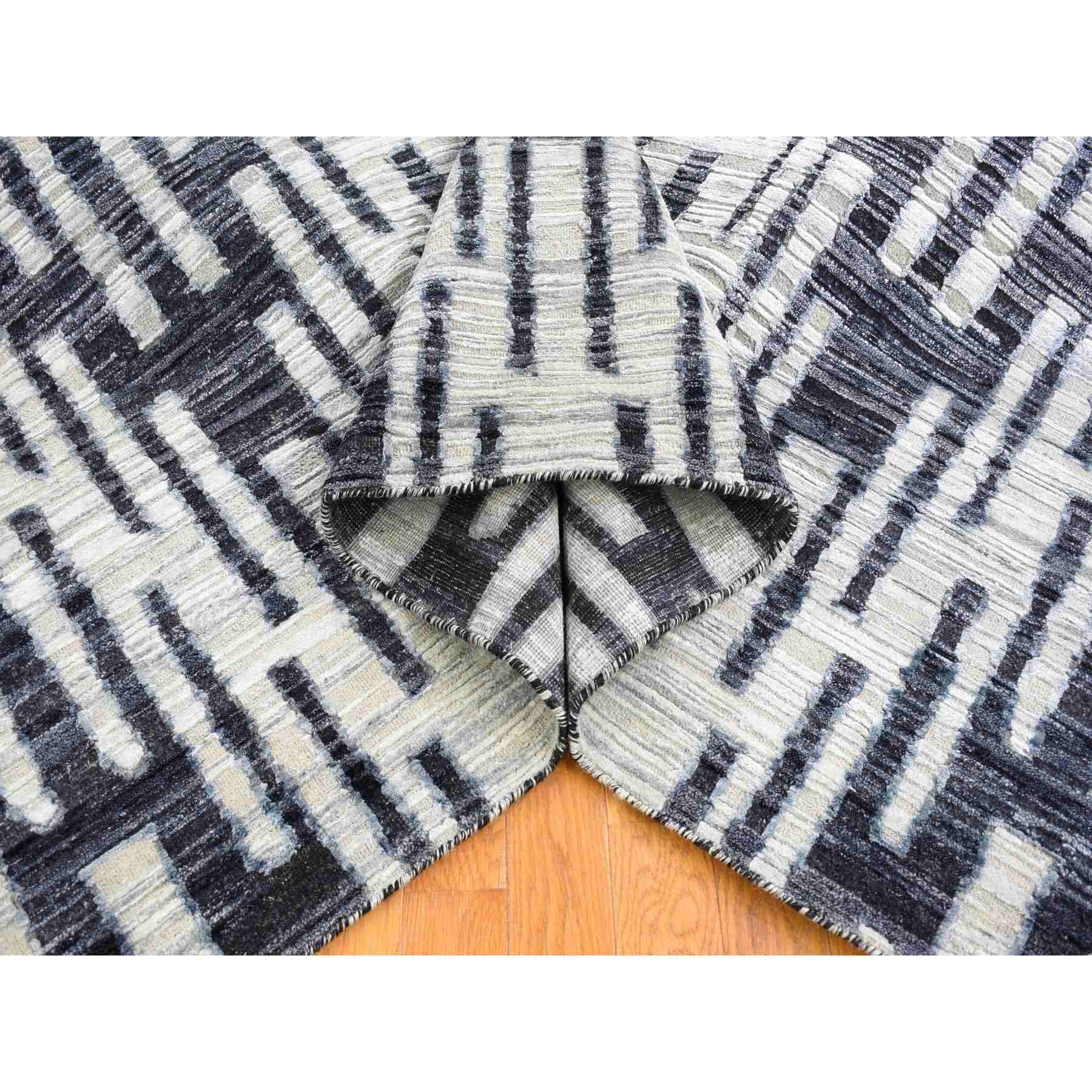 Modern-and-Contemporary-Hand-Knotted-Rug-334775