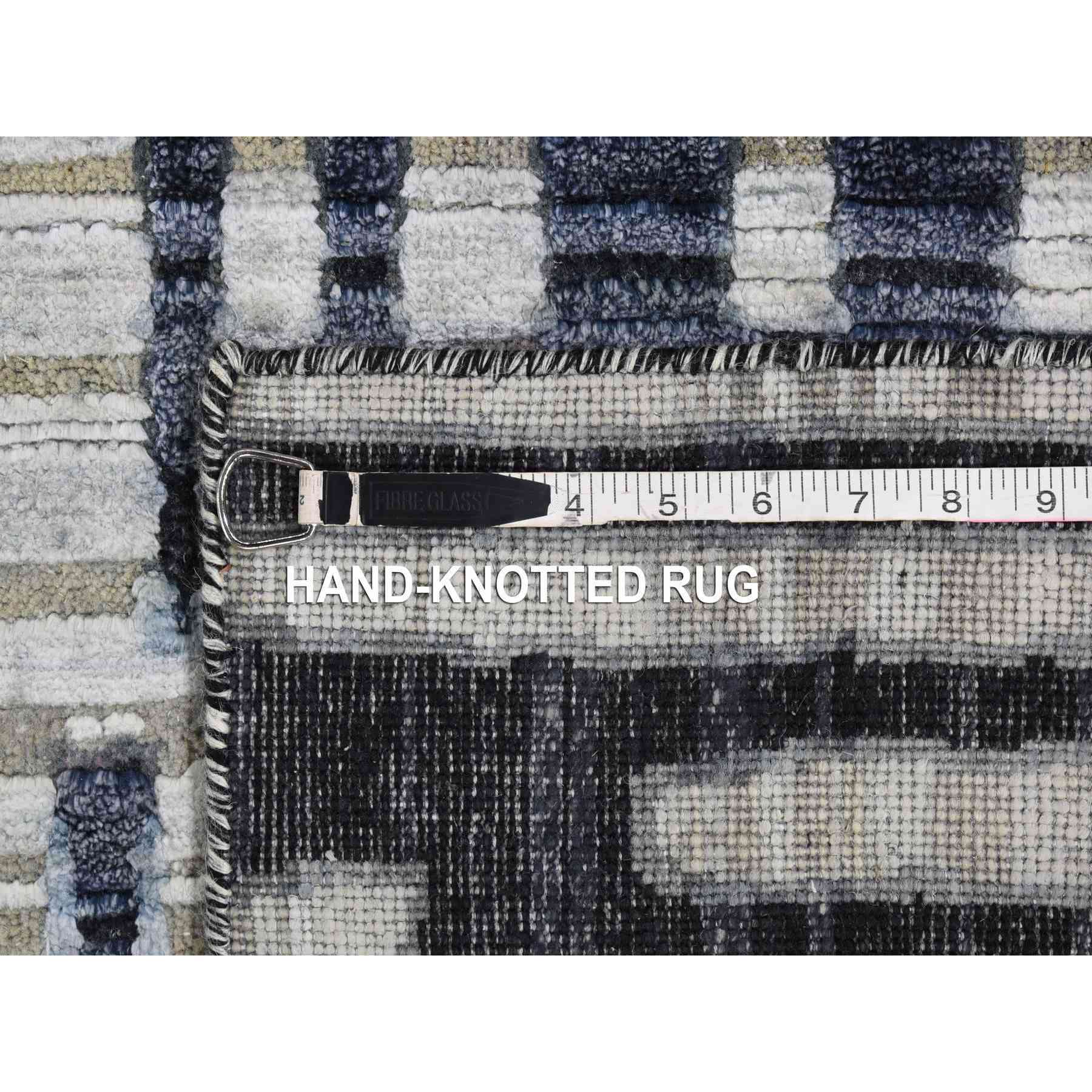 Modern-and-Contemporary-Hand-Knotted-Rug-334790