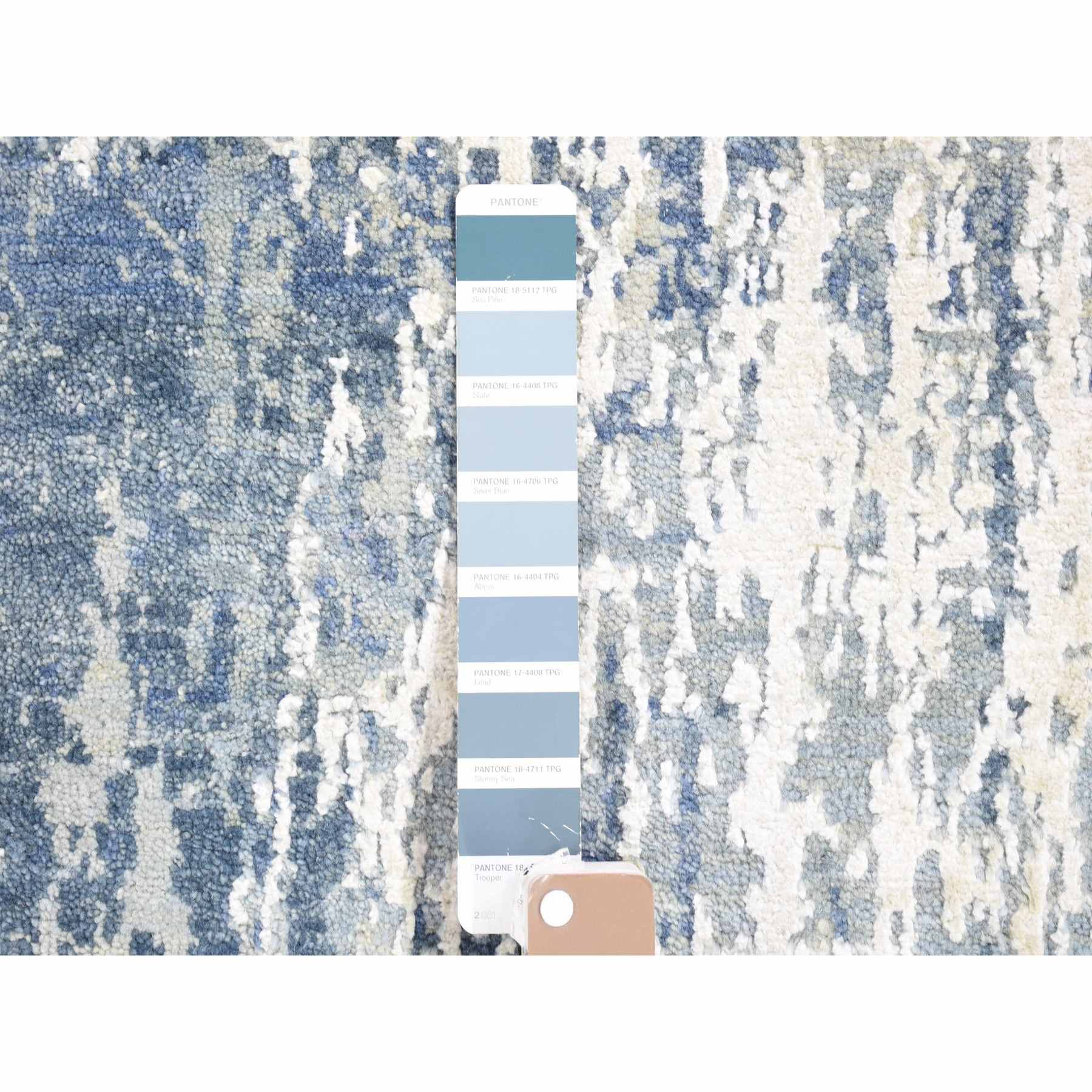 Modern-and-Contemporary-Hand-Knotted-Rug-334900