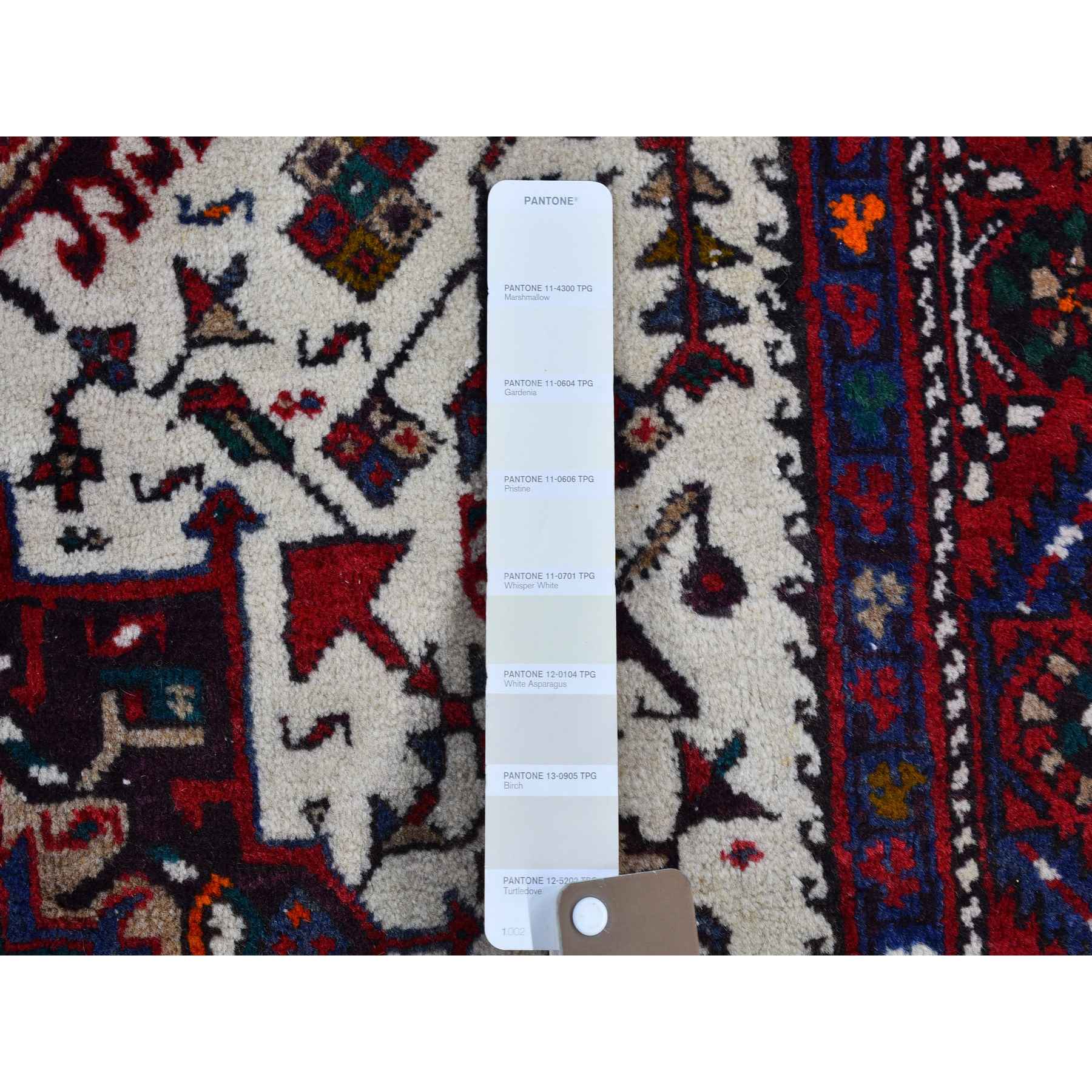 Persian-Hand-Knotted-Rug-333010