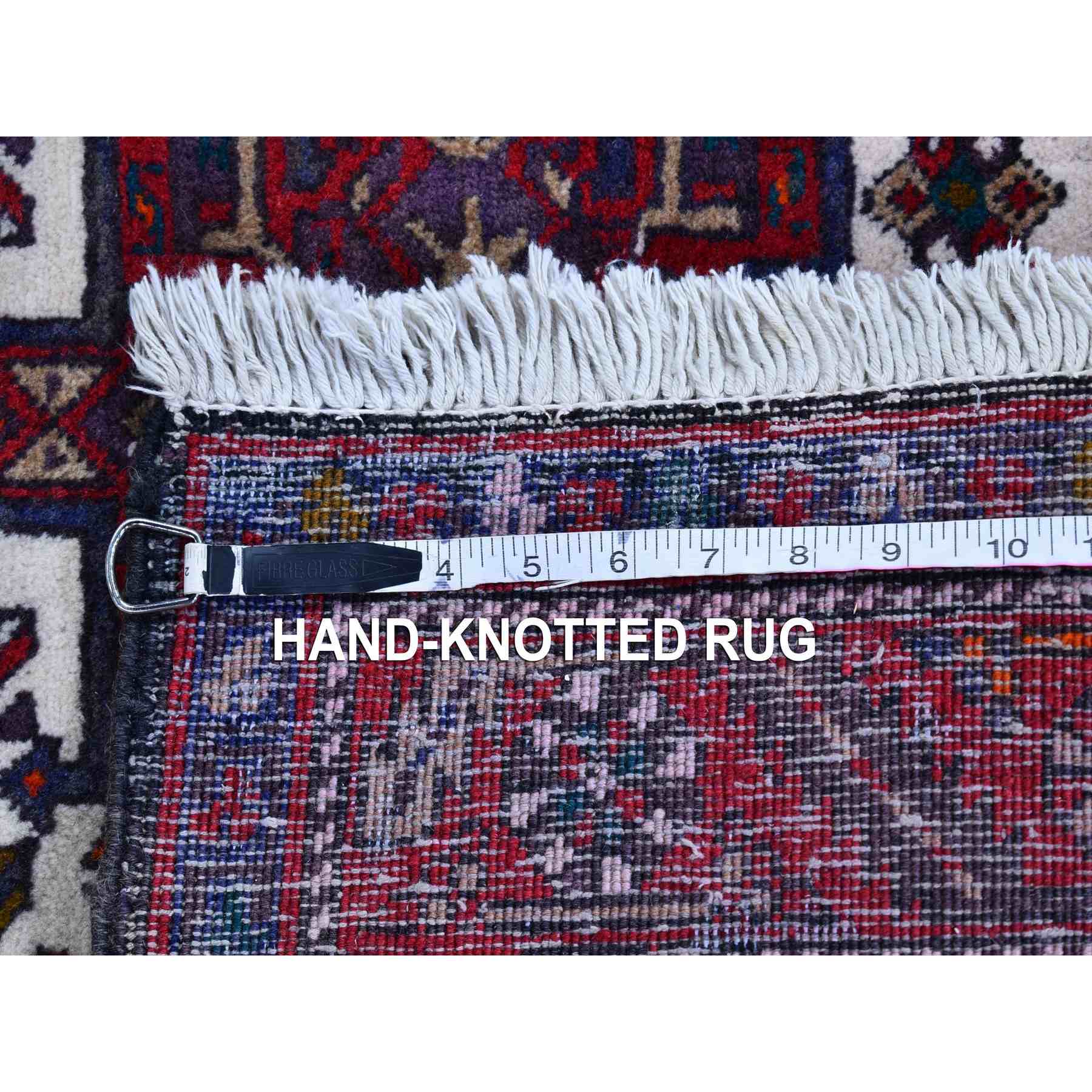 Persian-Hand-Knotted-Rug-333010