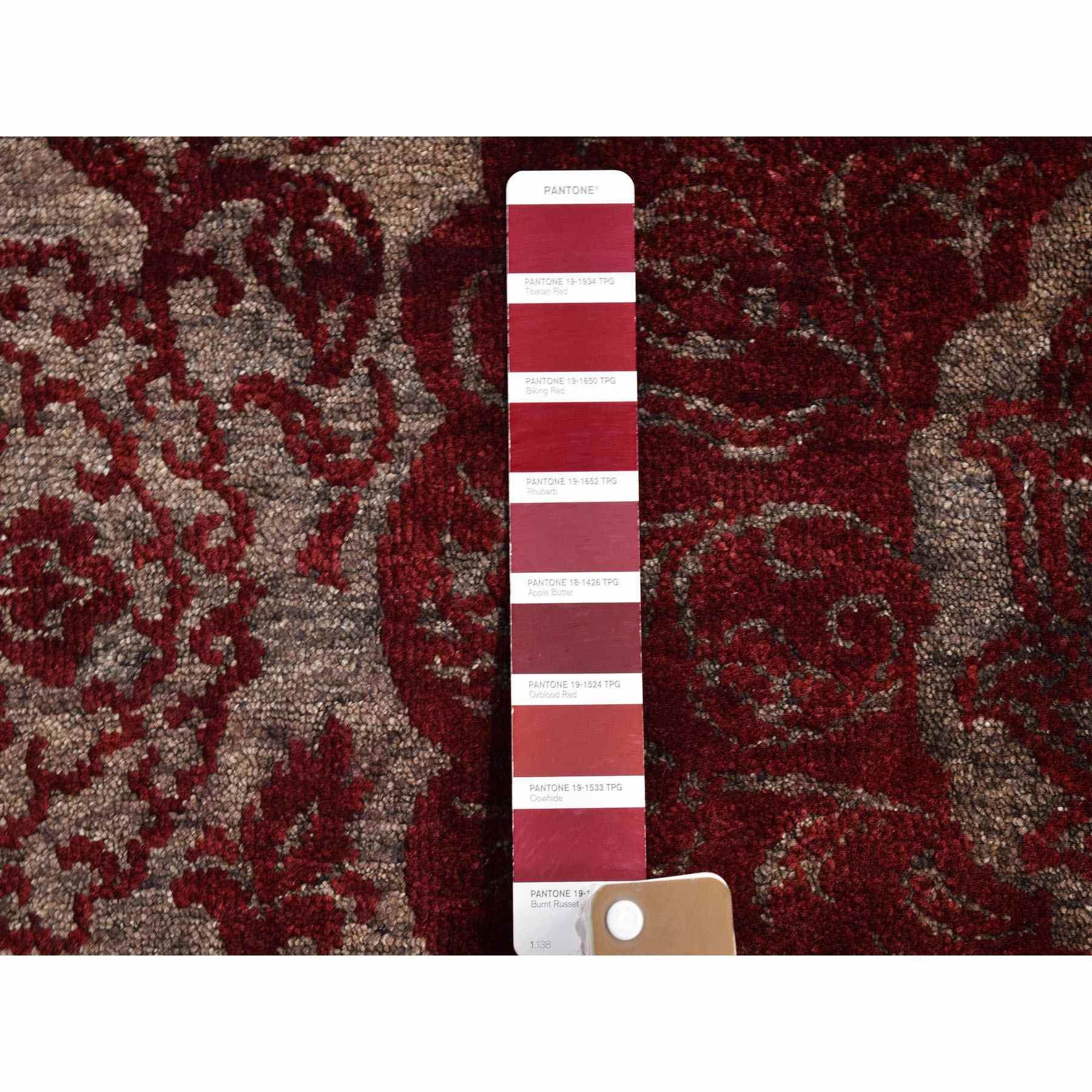 Wool-and-Silk-Hand-Knotted-Rug-333315