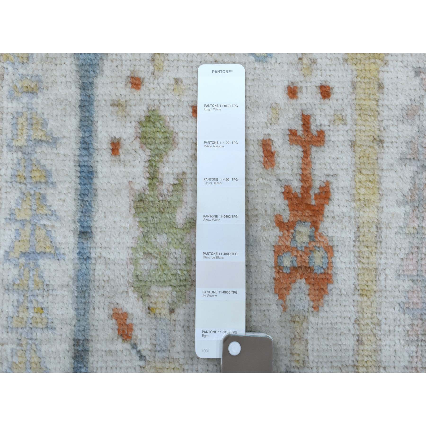 Oushak-And-Peshawar-Hand-Knotted-Rug-335125