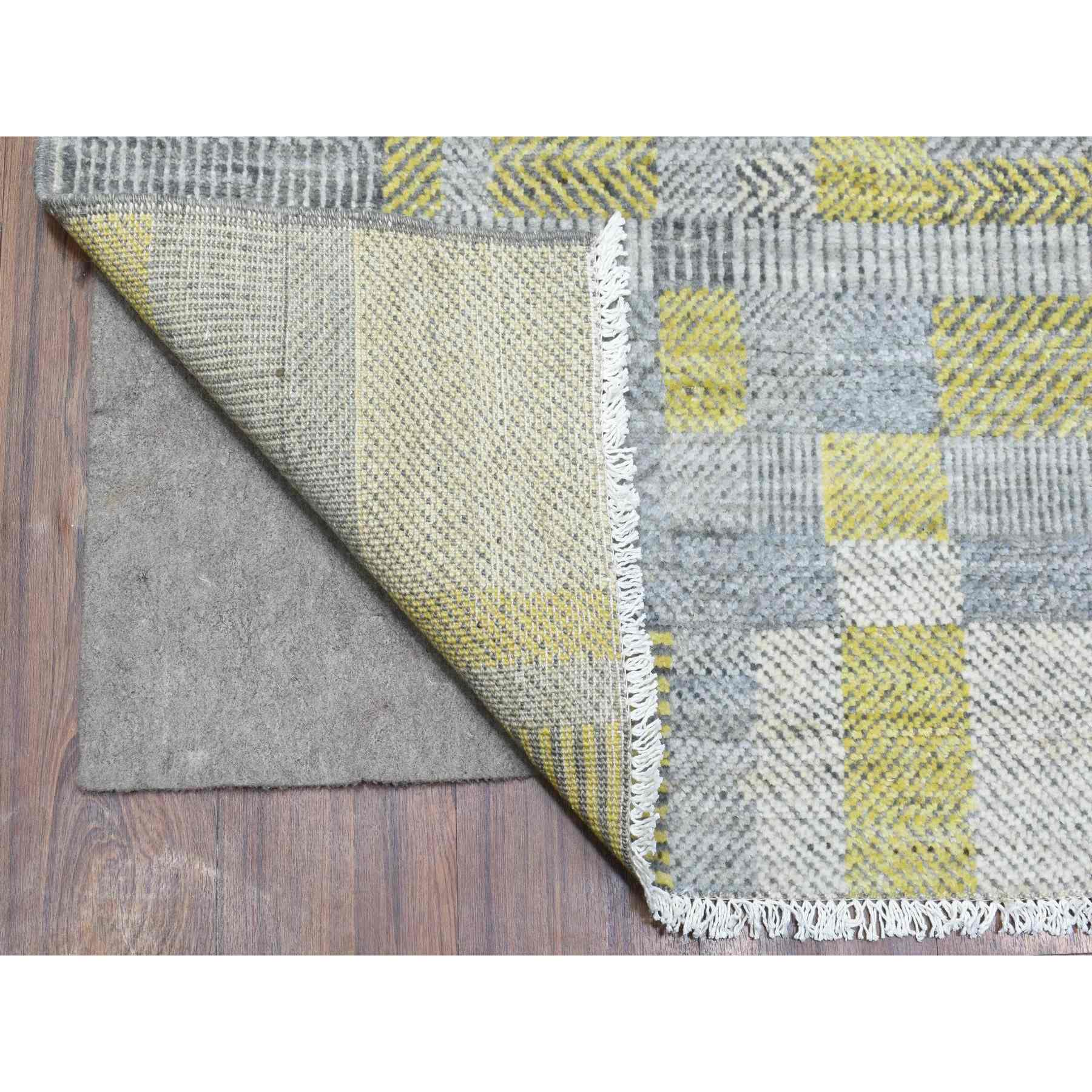 Modern-and-Contemporary-Hand-Knotted-Rug-363360