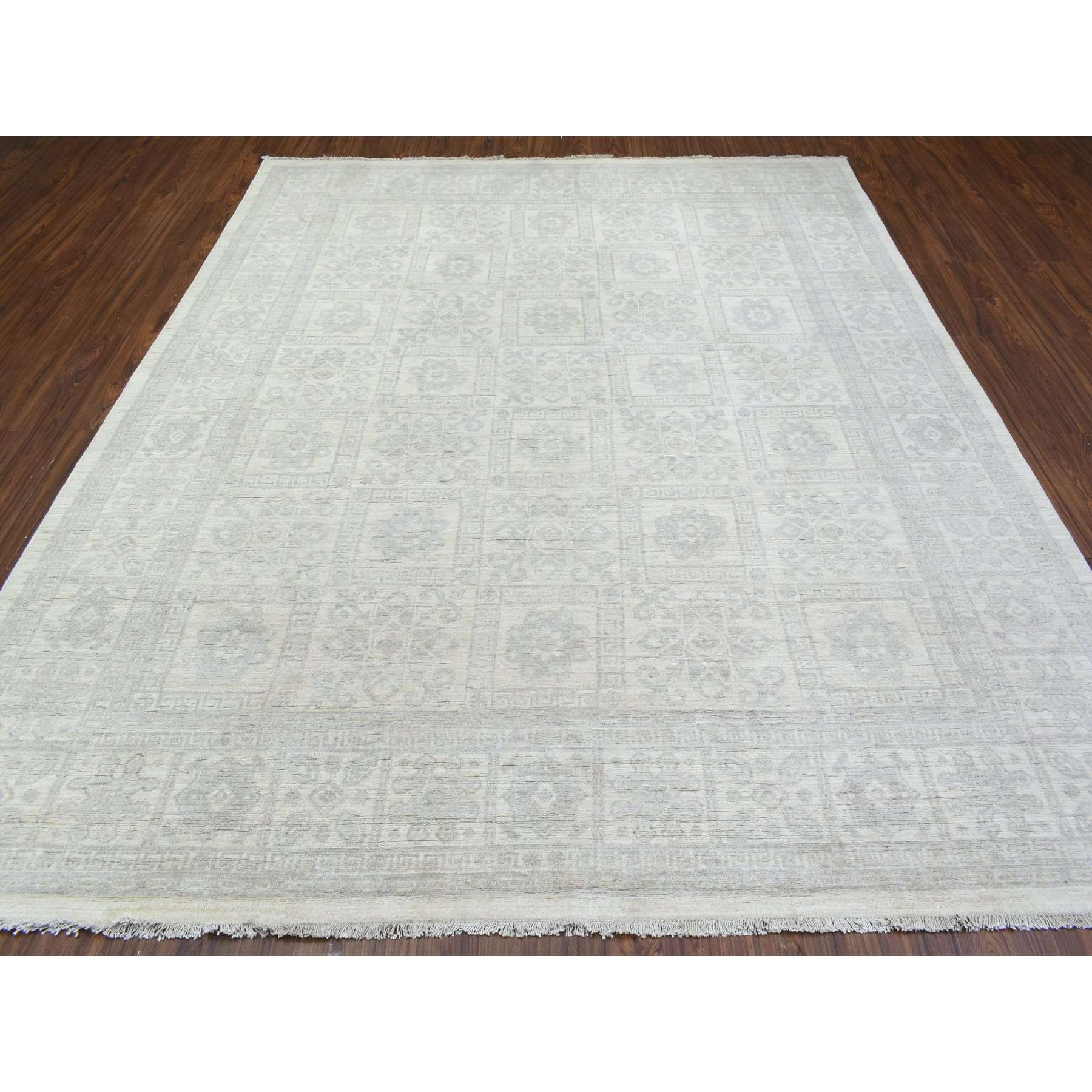 Oushak-And-Peshawar-Hand-Knotted-Rug-362895