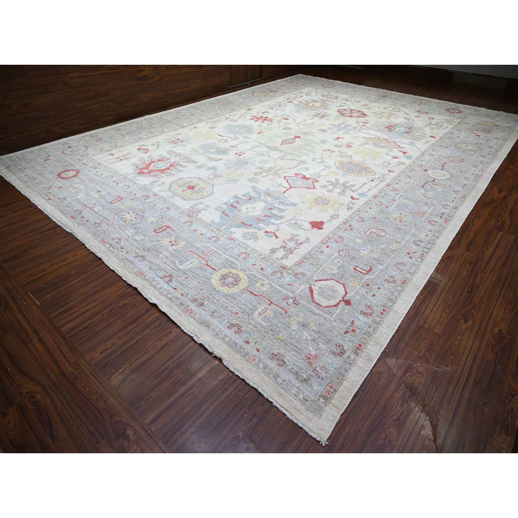 Oushak-And-Peshawar-Hand-Knotted-Rug-368985